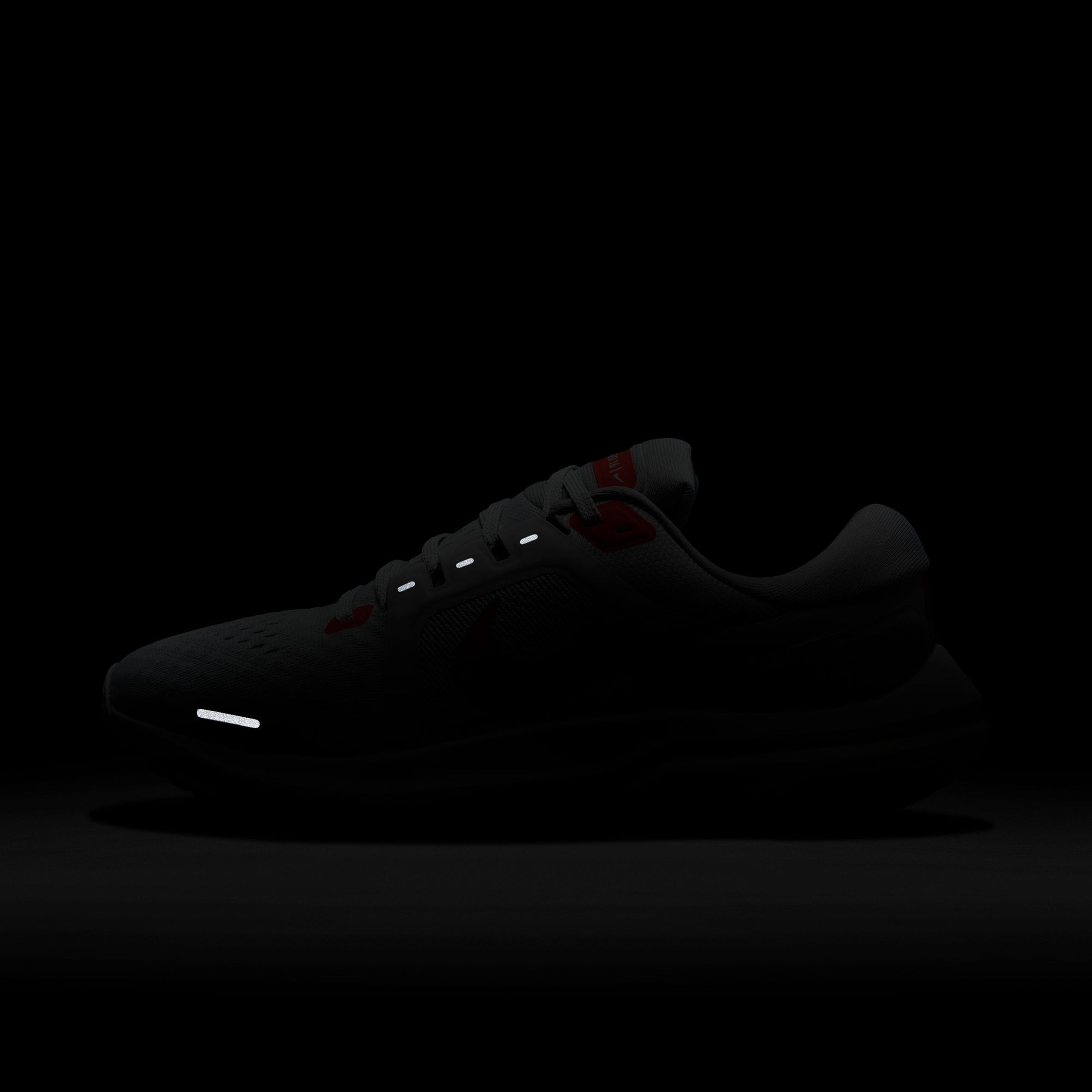 Nike Air Zoom Vomero 16 Road Running Kadın Spor Ayakkabı