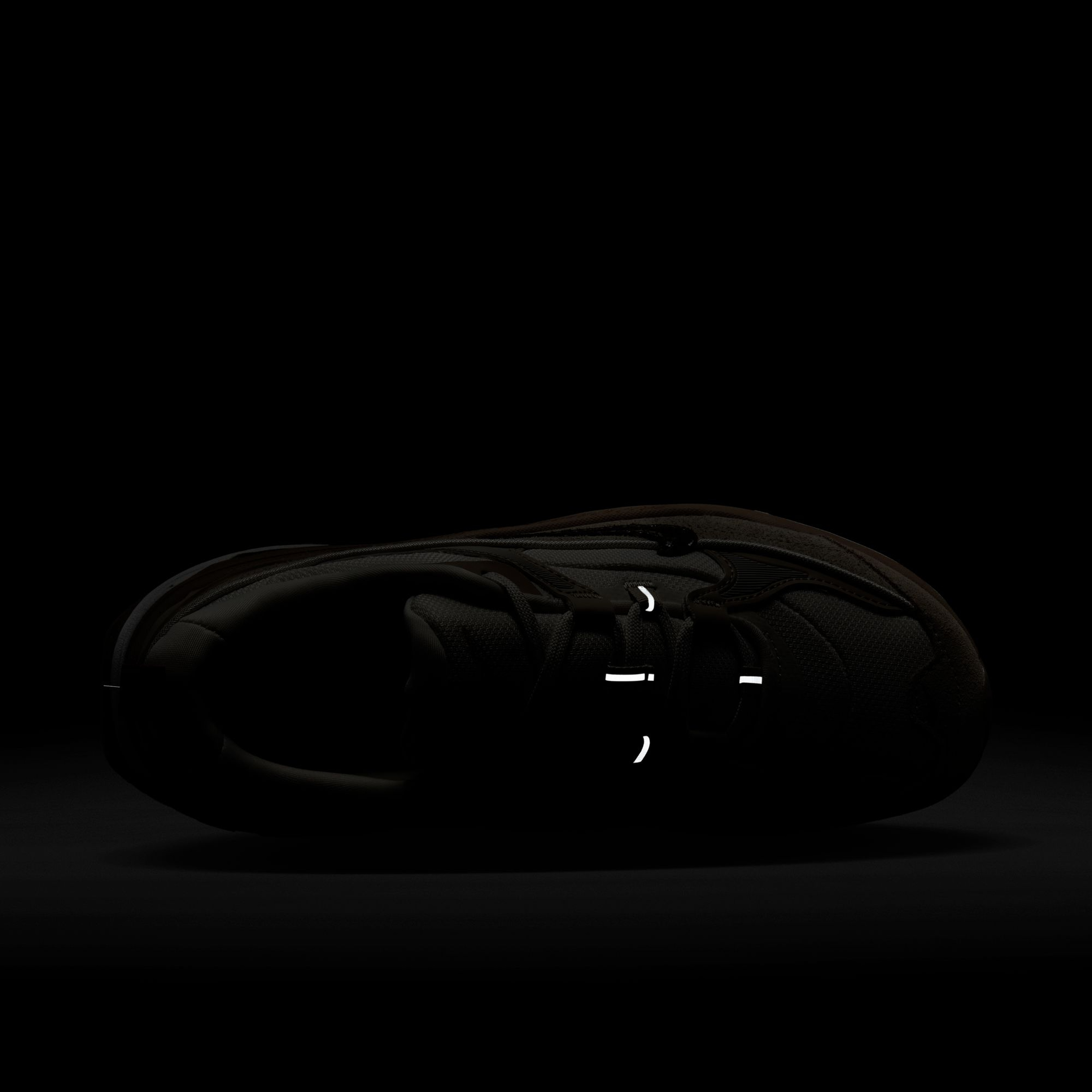 Nike Air Max Bliss SE Kadın Spor Ayakkabı