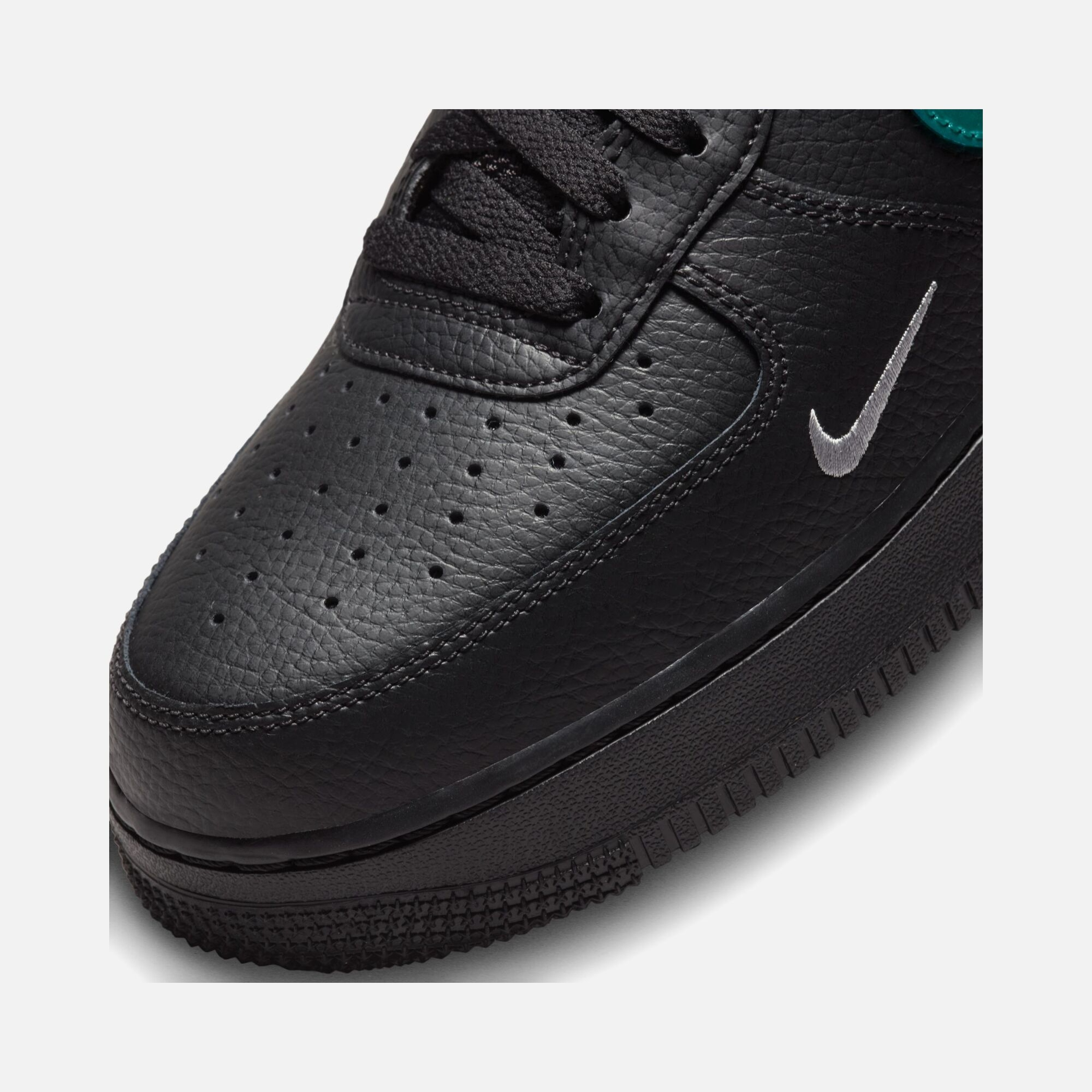 Nike Air Force 1 '07 ''Metallic Swoosh'' Erkek Spor Ayakkabı