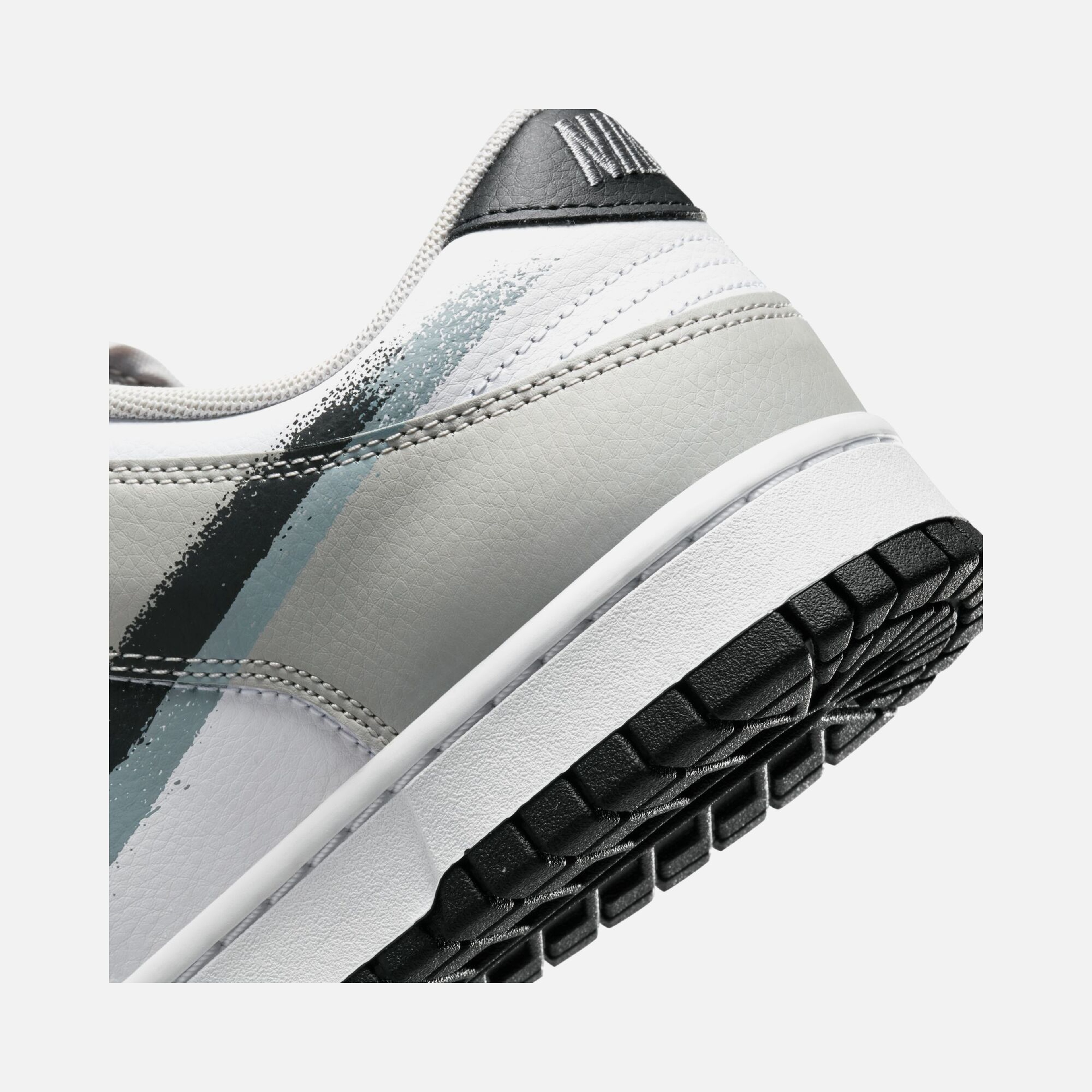 Nike Dunk Low ''Spray Paint Swoosh Logo'' Erkek Spor Ayakkabı