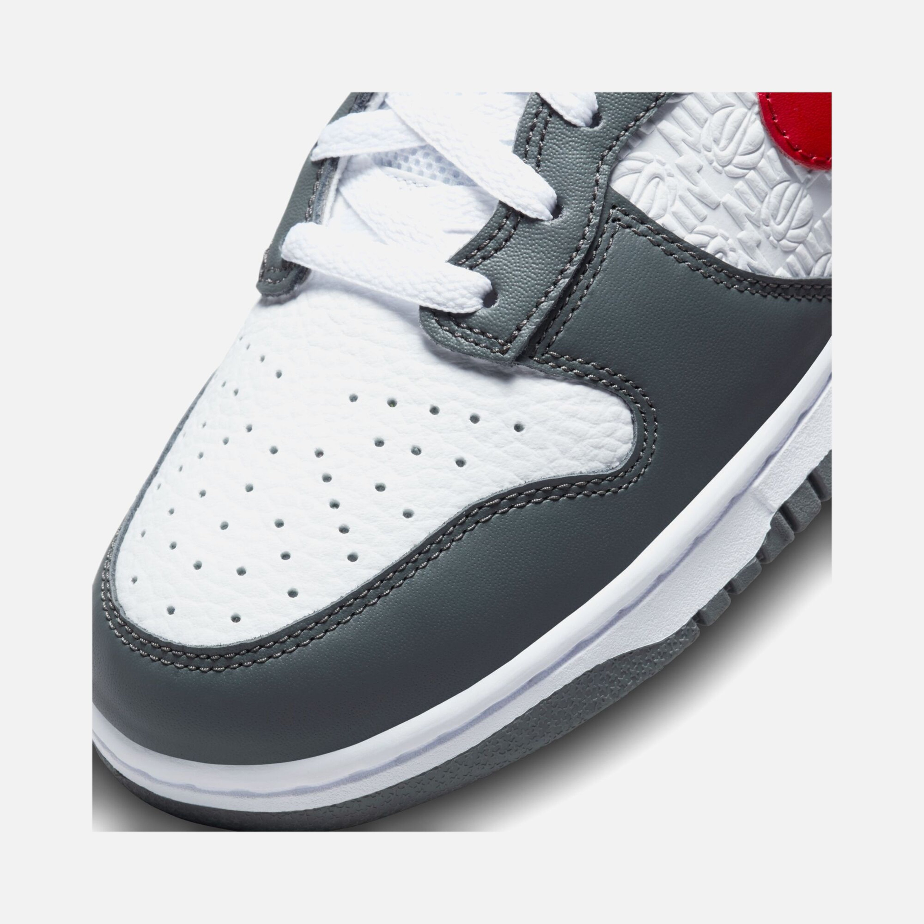 Nike Dunk High Retro ''Embossed'' Erkek Spor Ayakkabı