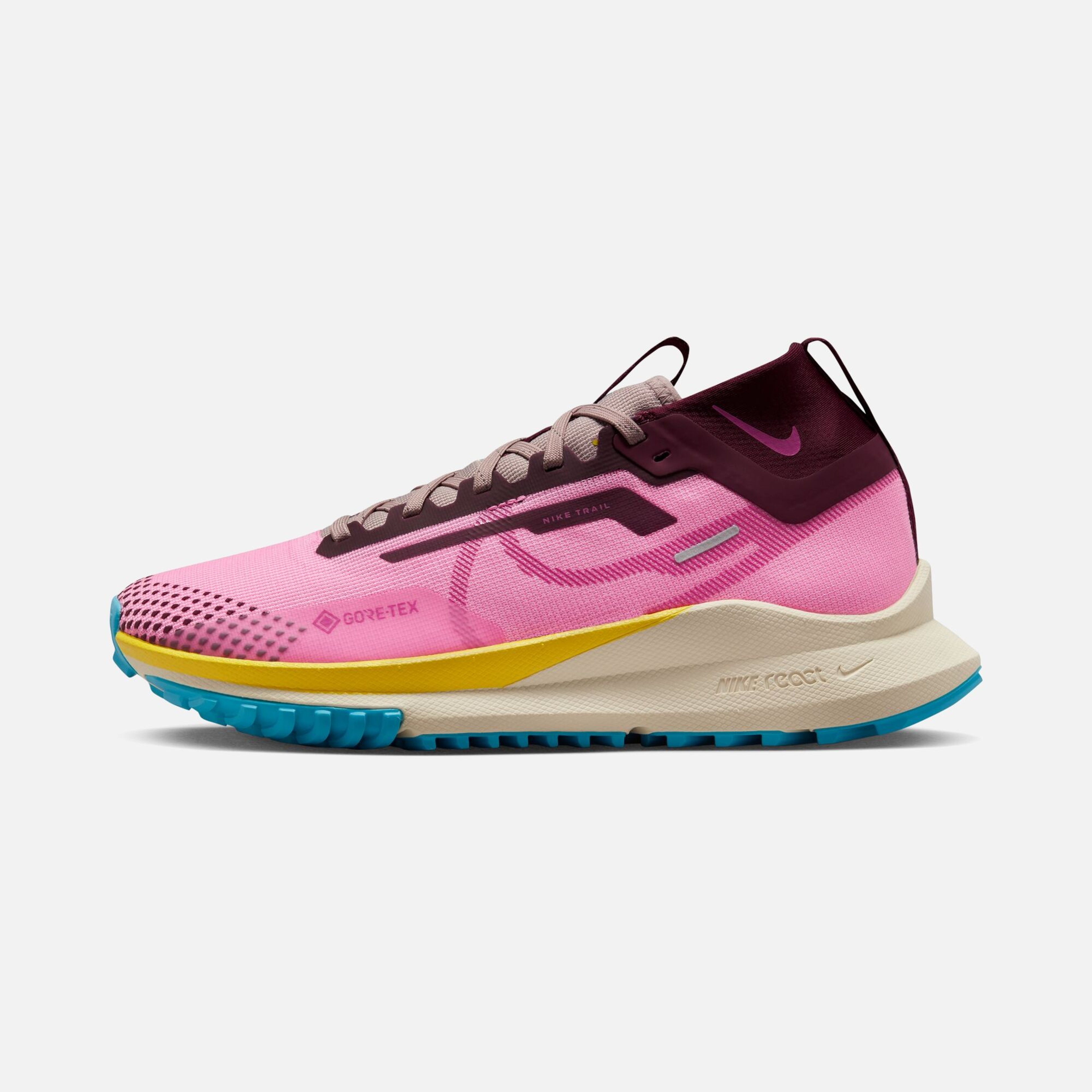 Nike Pegasus Trail 4 Gore-Tex Trail-Running Kadın Spor Ayakkabı