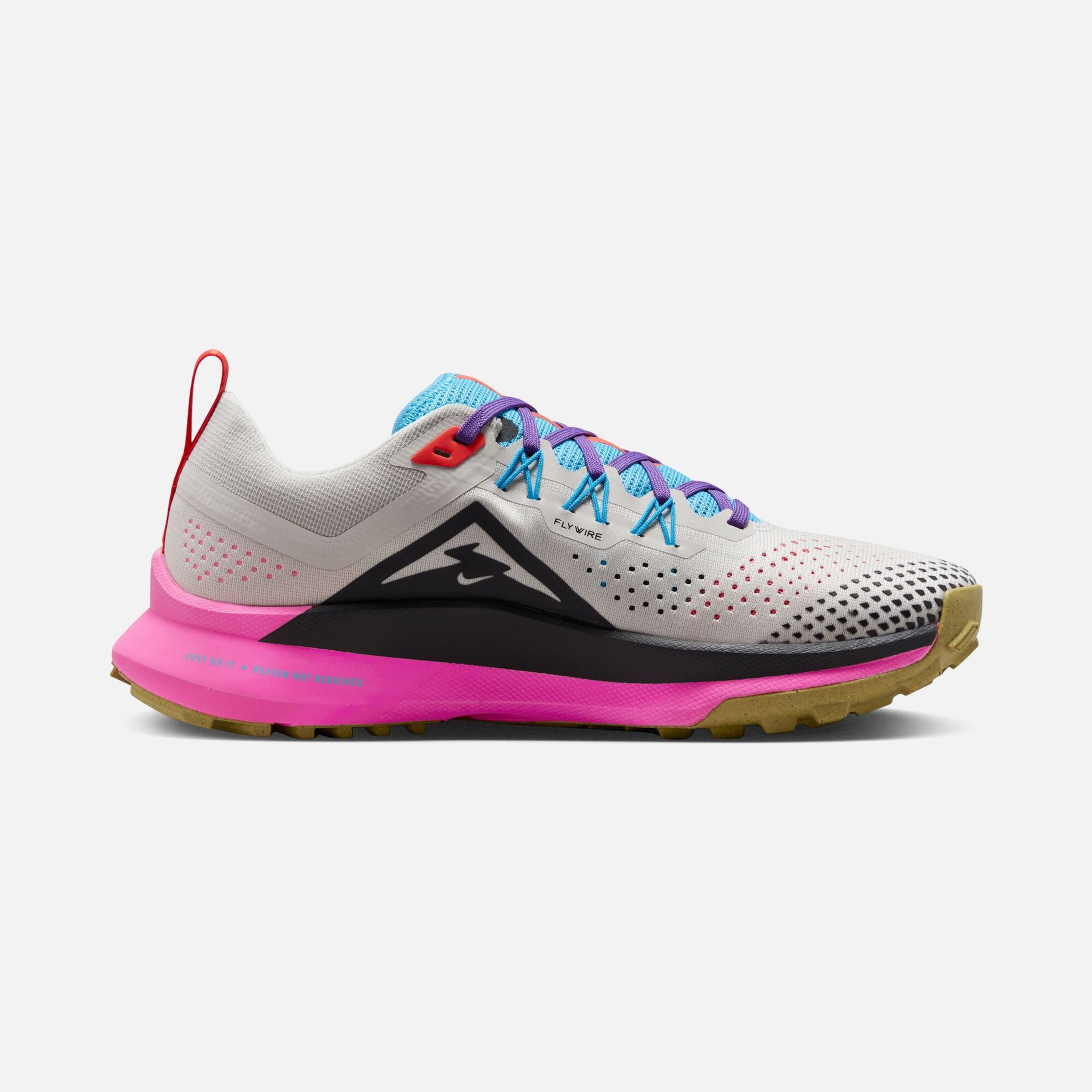 Nike Pegasus Trail 4 Running Kadın Spor Ayakkabı