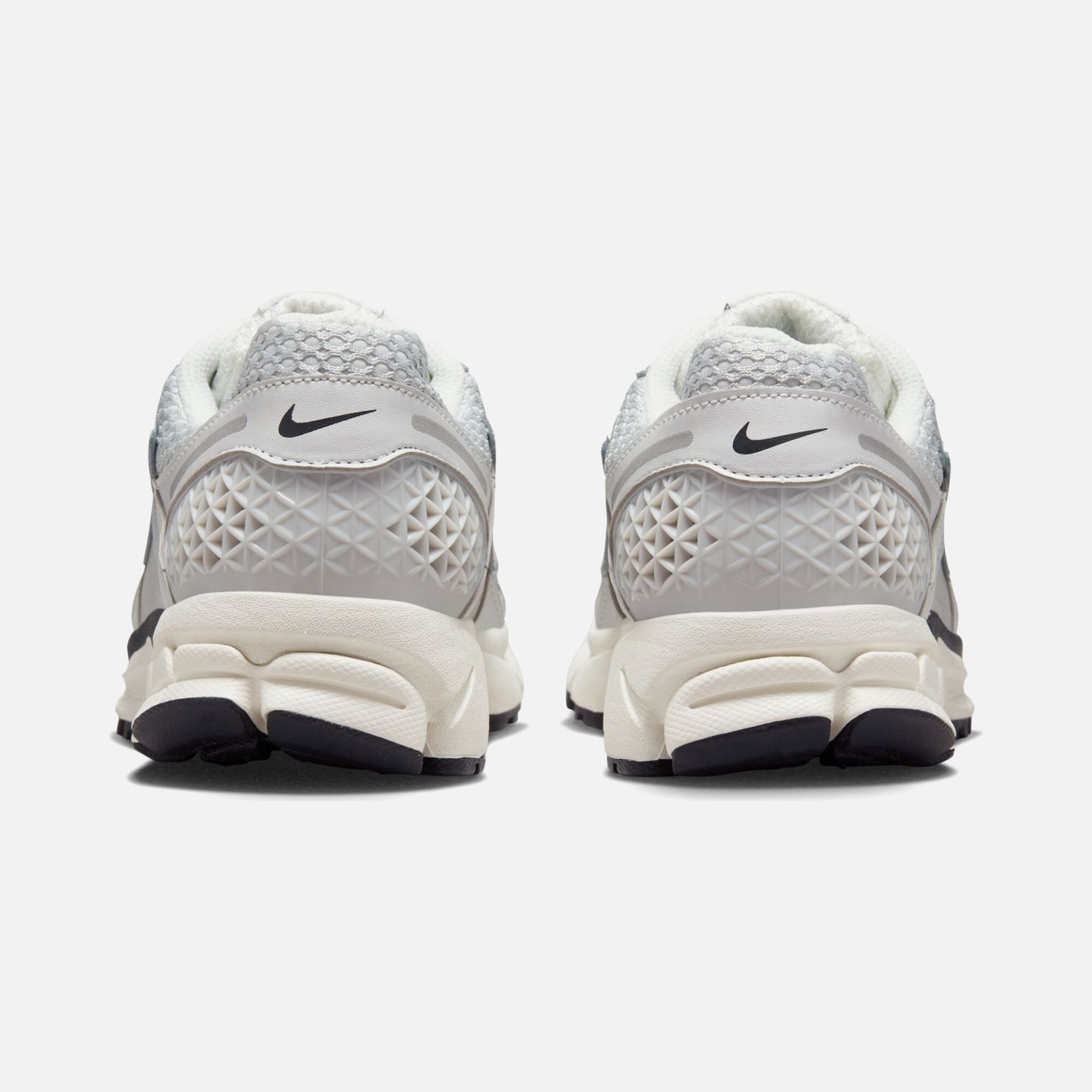 Nike Zoom Vomero 5 Kadın Spor Ayakkabı