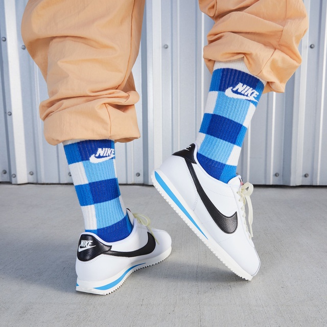 Nike Beyaz Nike Cortez Ayakkabı