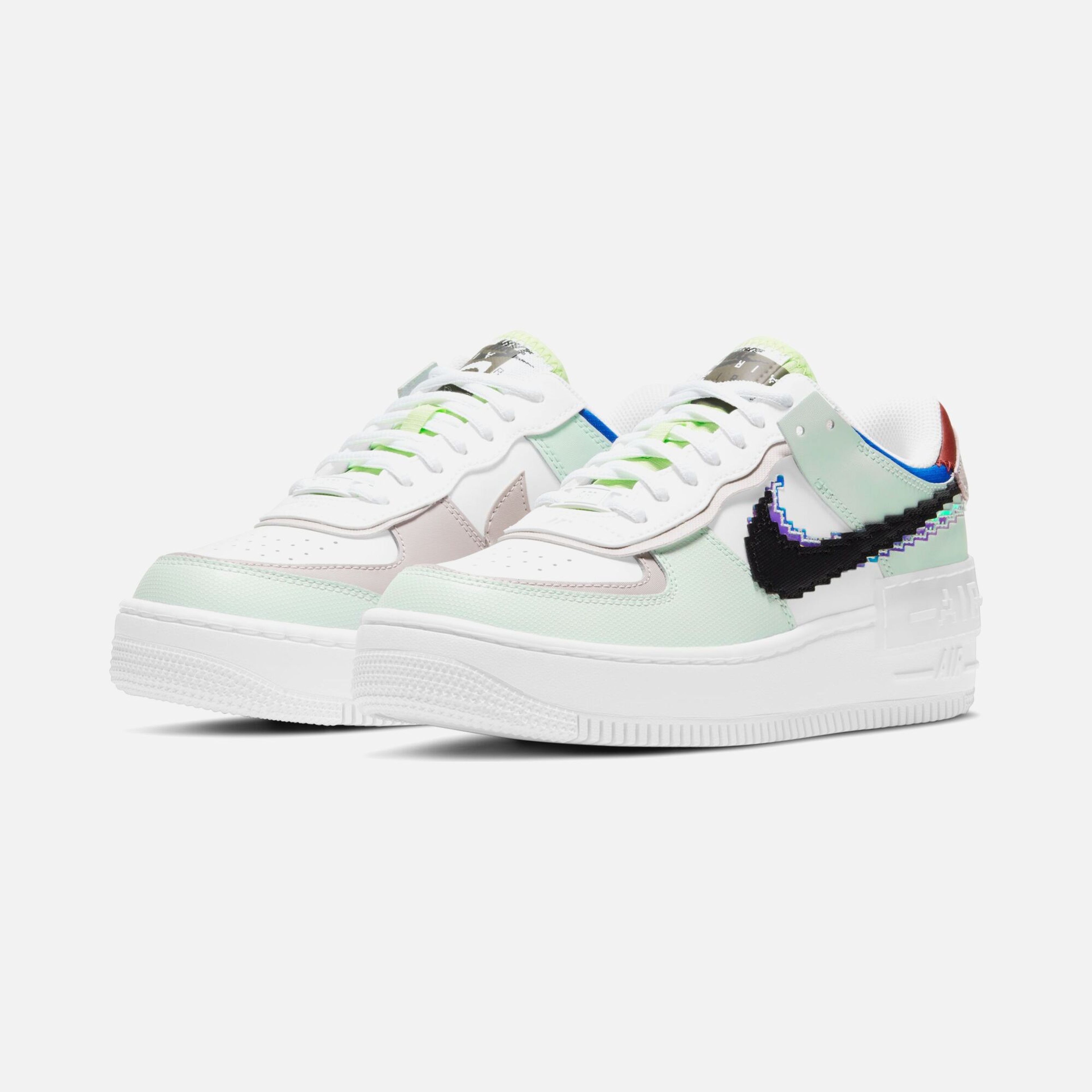 Nike Air Force 1 Shadow SE ''Pixel Swoosh'' Kadın Spor Ayakkabı