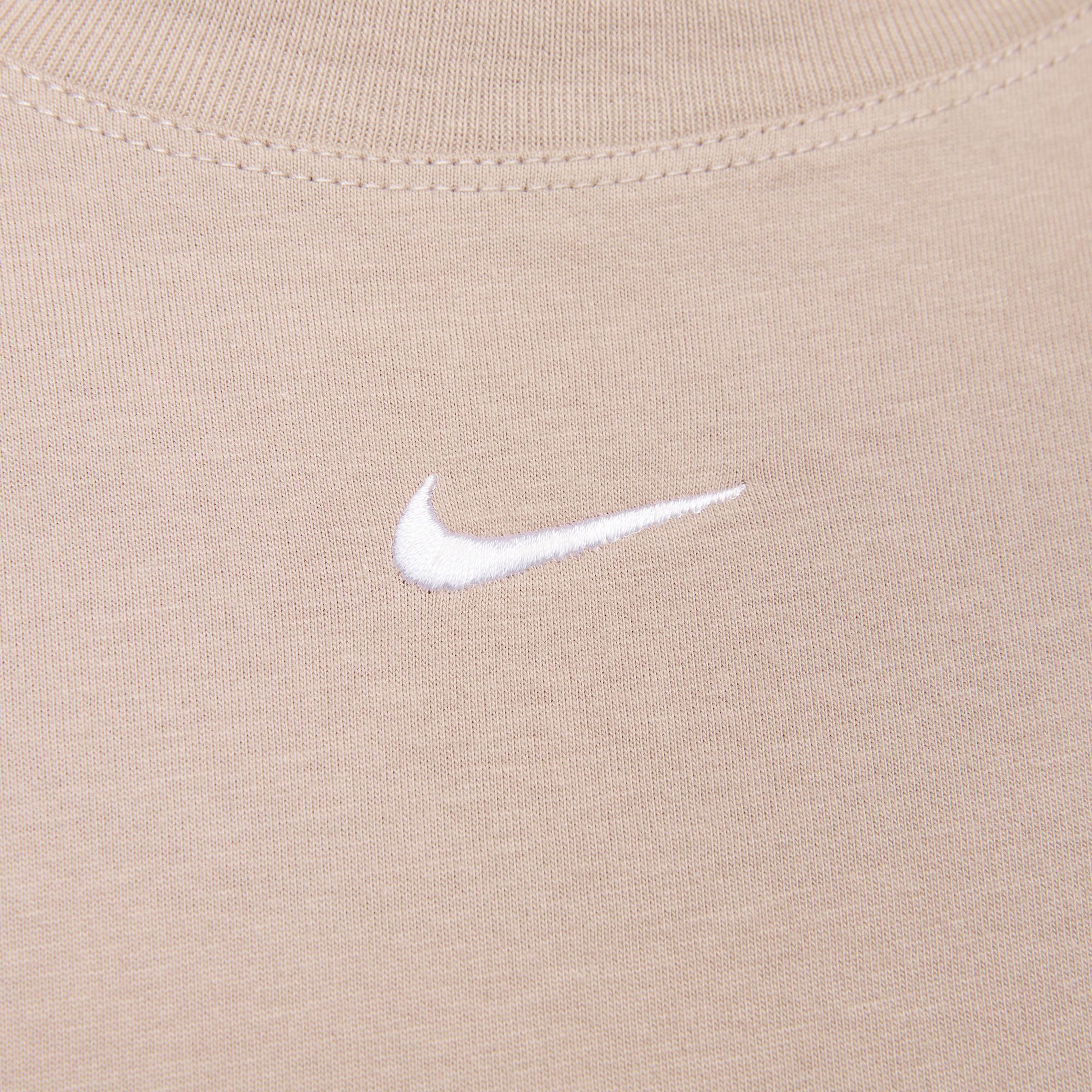 Nike Sportswear Essentials Short-Sleeve Kadın Tişört