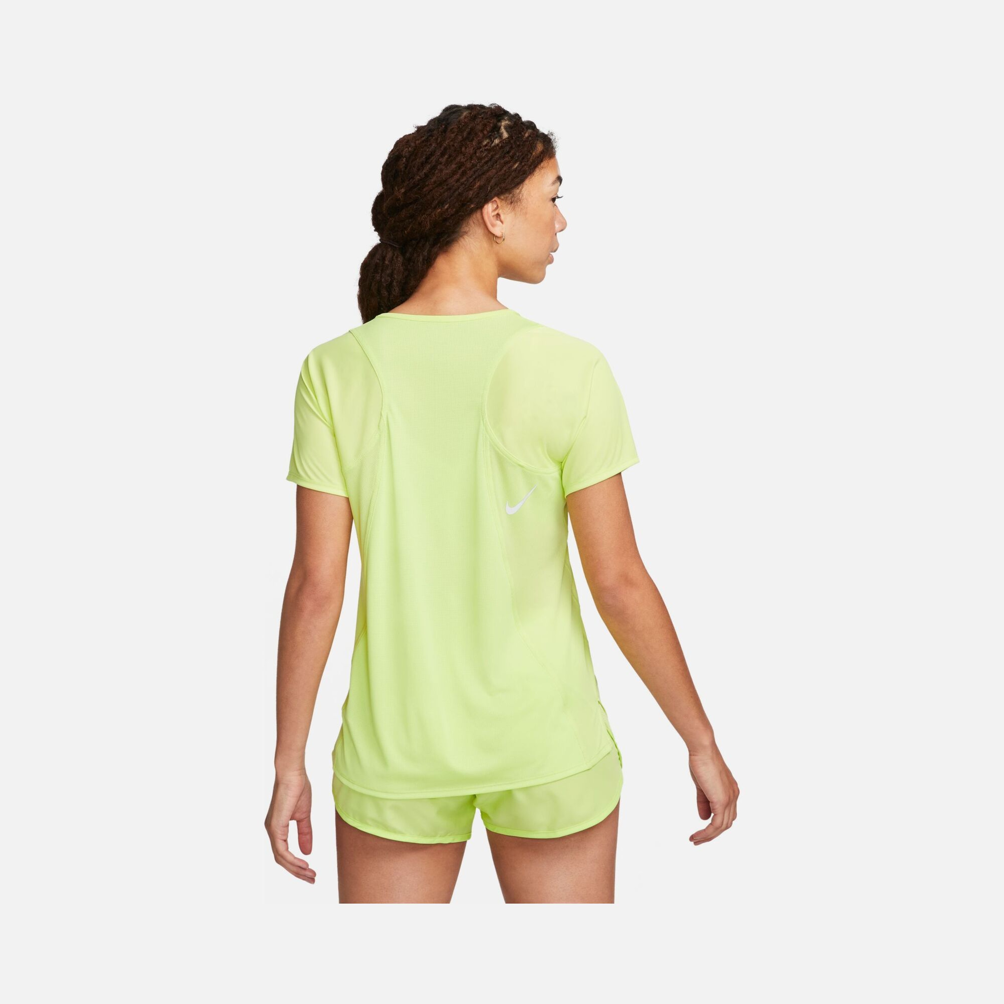 Nike Dri-Fit Race Running Short-Sleeve Kadın Tişört