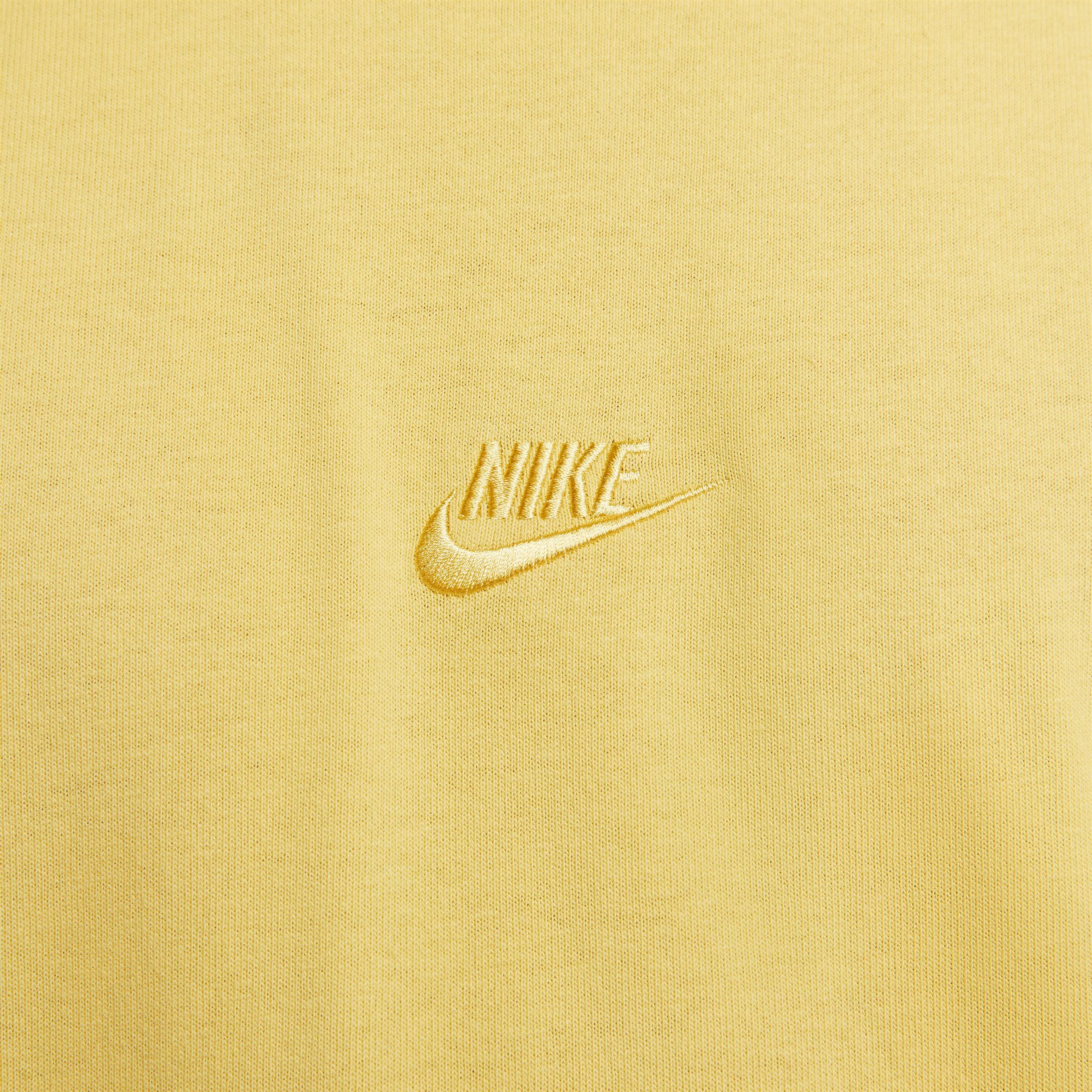 Nike Sportswear Premium Essentials Short-Sleeve Erkek Tişört