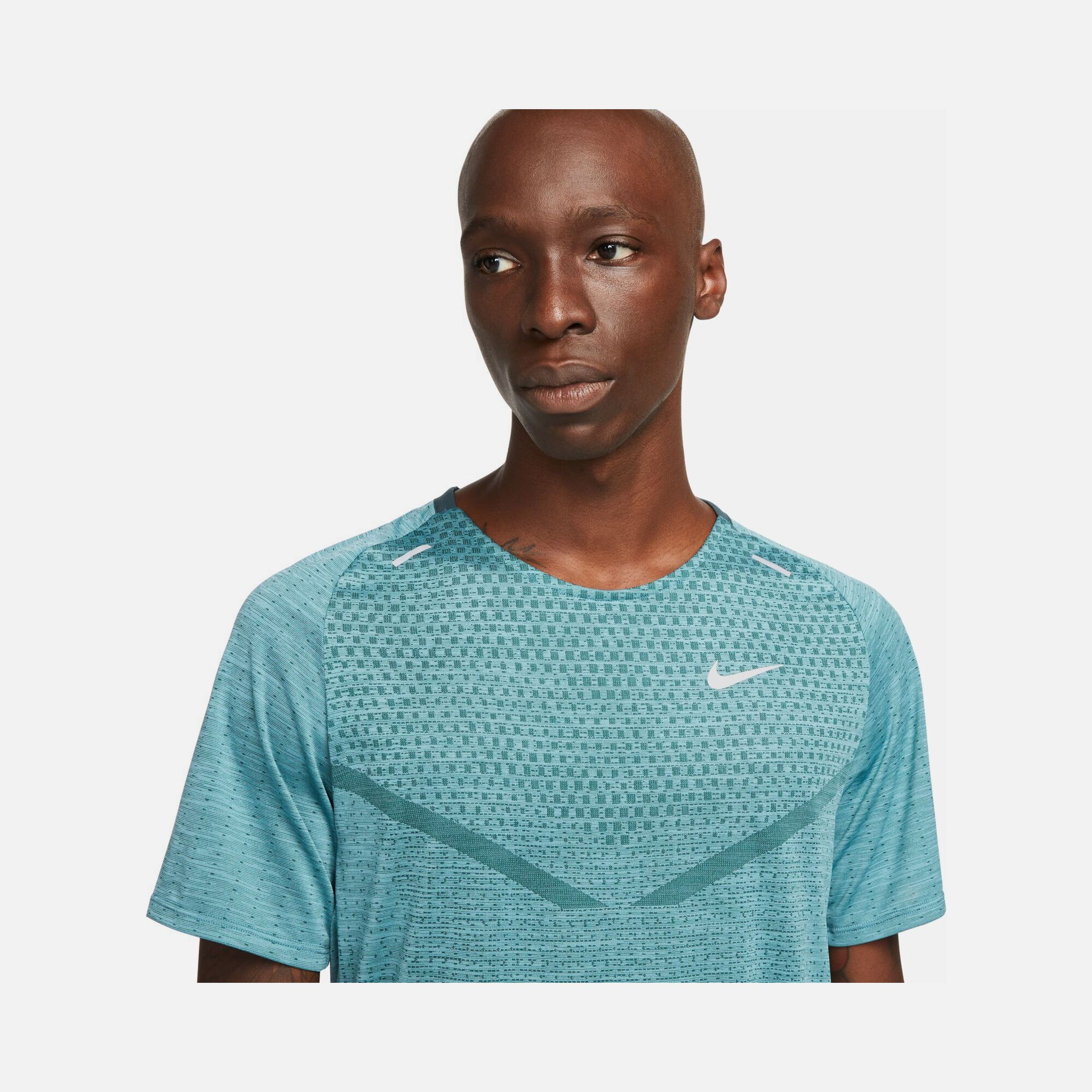 Nike Dri-Fit ADV TechKnit Ultra Running Short-Sleeve Erkek Tişört