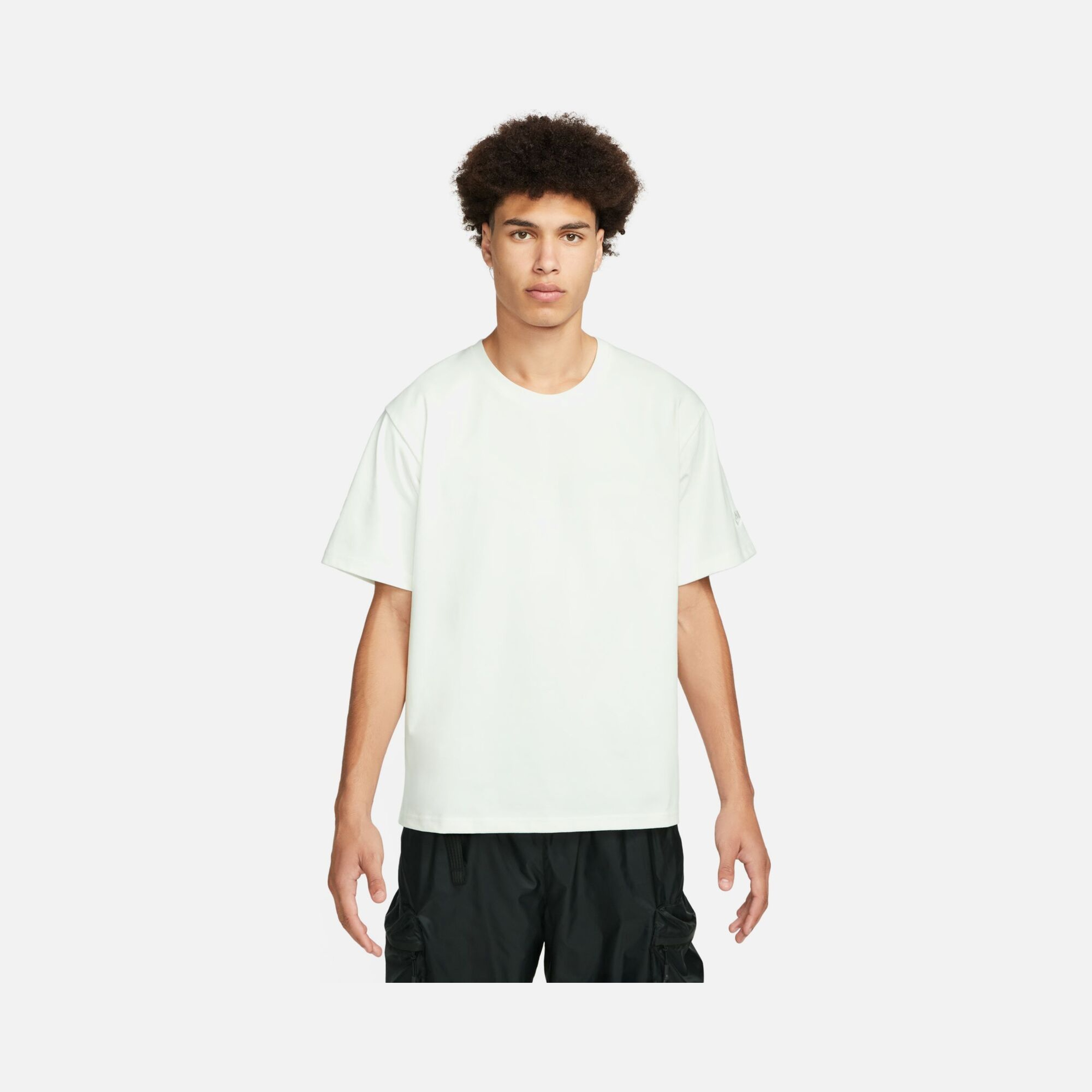 Nike Sportswear Dri-Fit Tech Pack Short-Sleeve Erkek Tişört