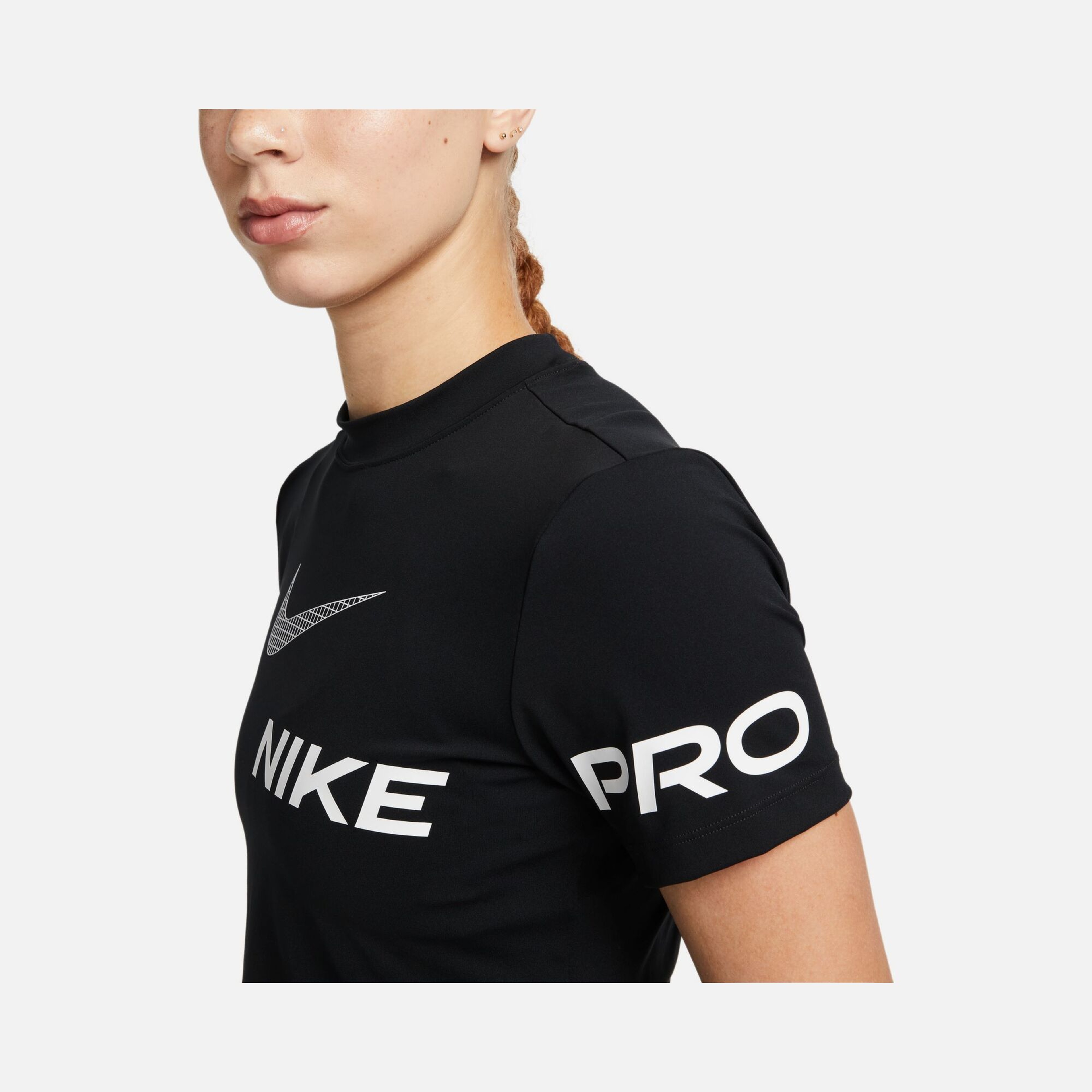 Nike Pro Dri-Fit Cropped Graphic Training Short-Sleeve Kadın Tişört