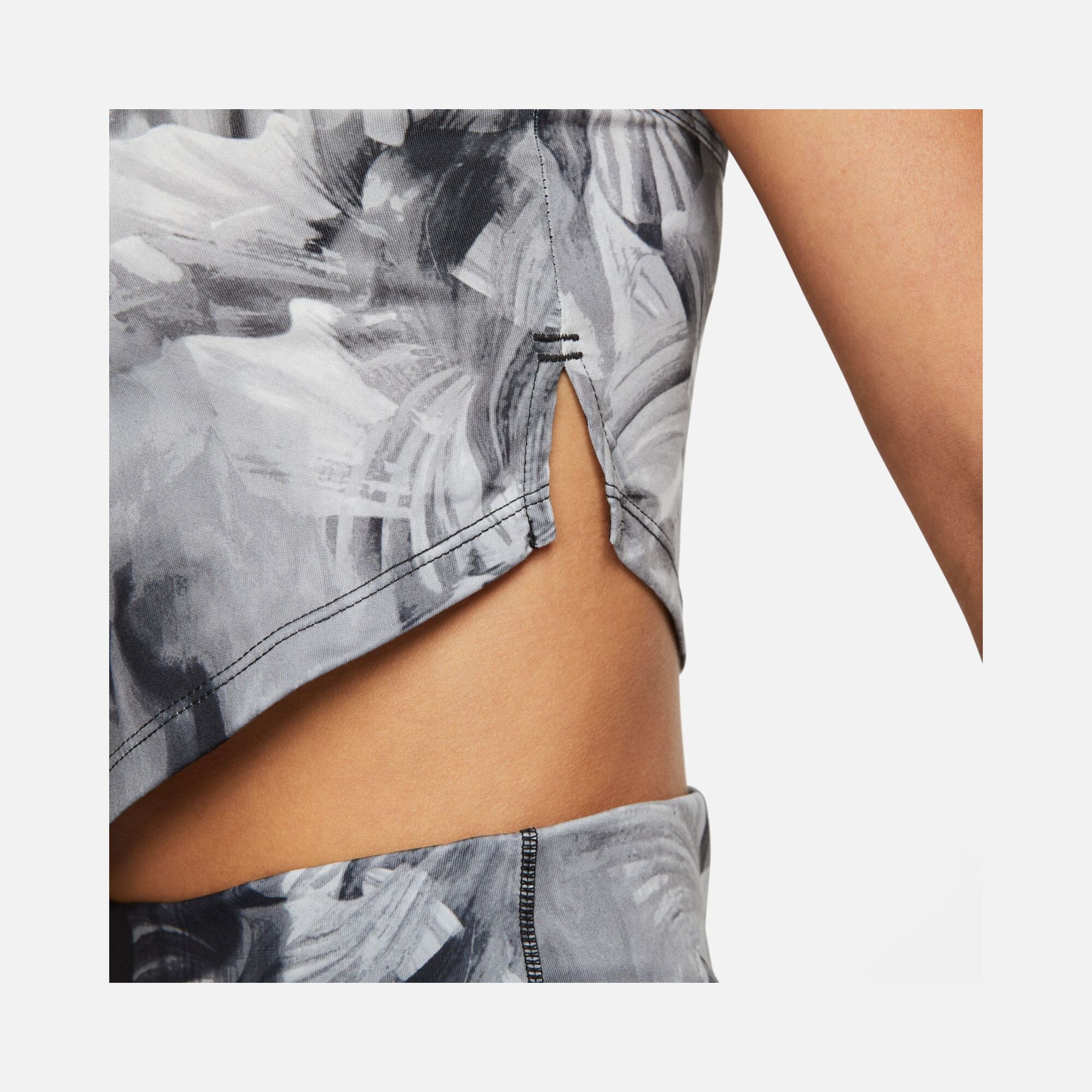 Nike Dri-Fit One Cropped Printed Training Kadın Atlet