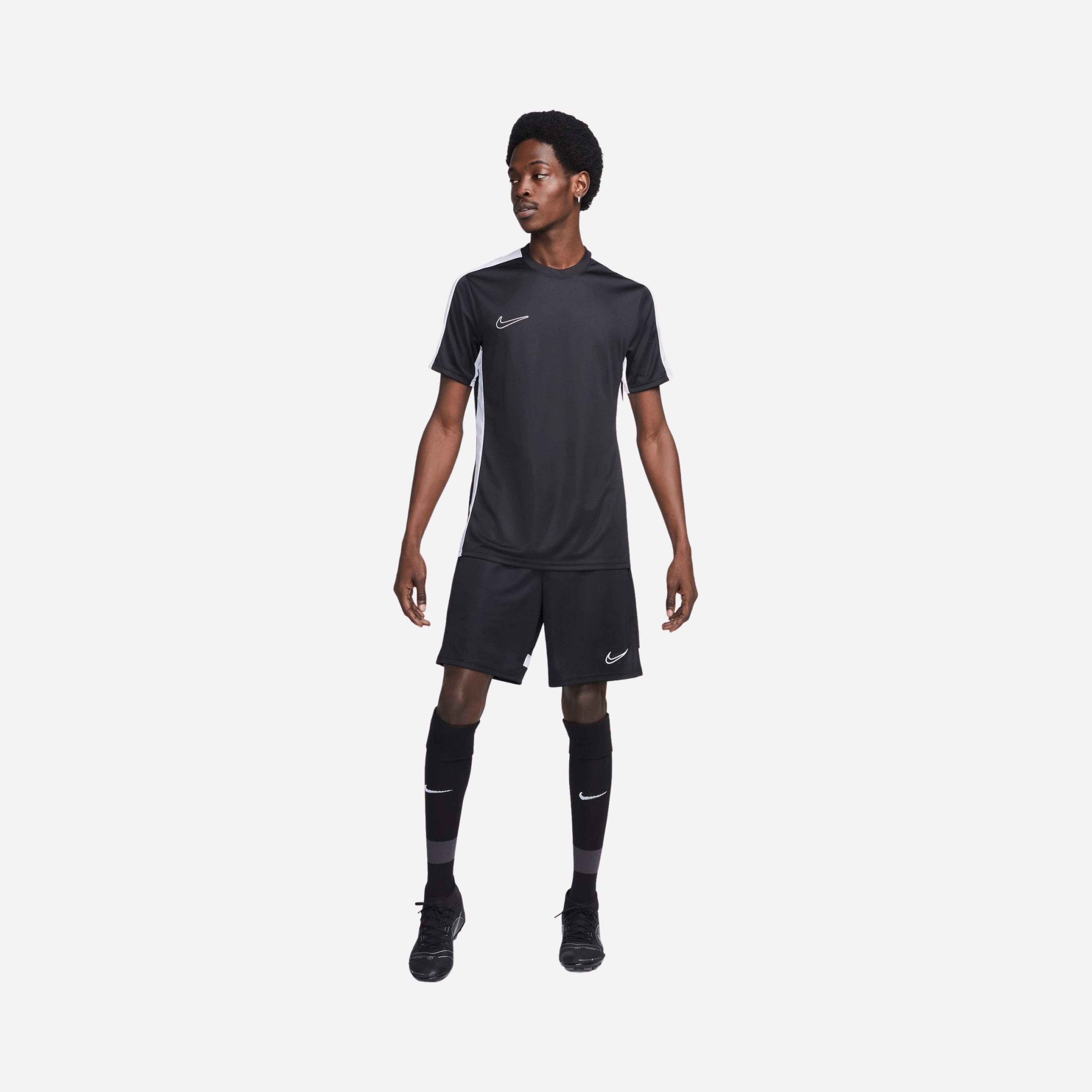 Nike Dri-Fit Academy Smooth Knit Global Football Training Short-Sleeve Erkek Tişört