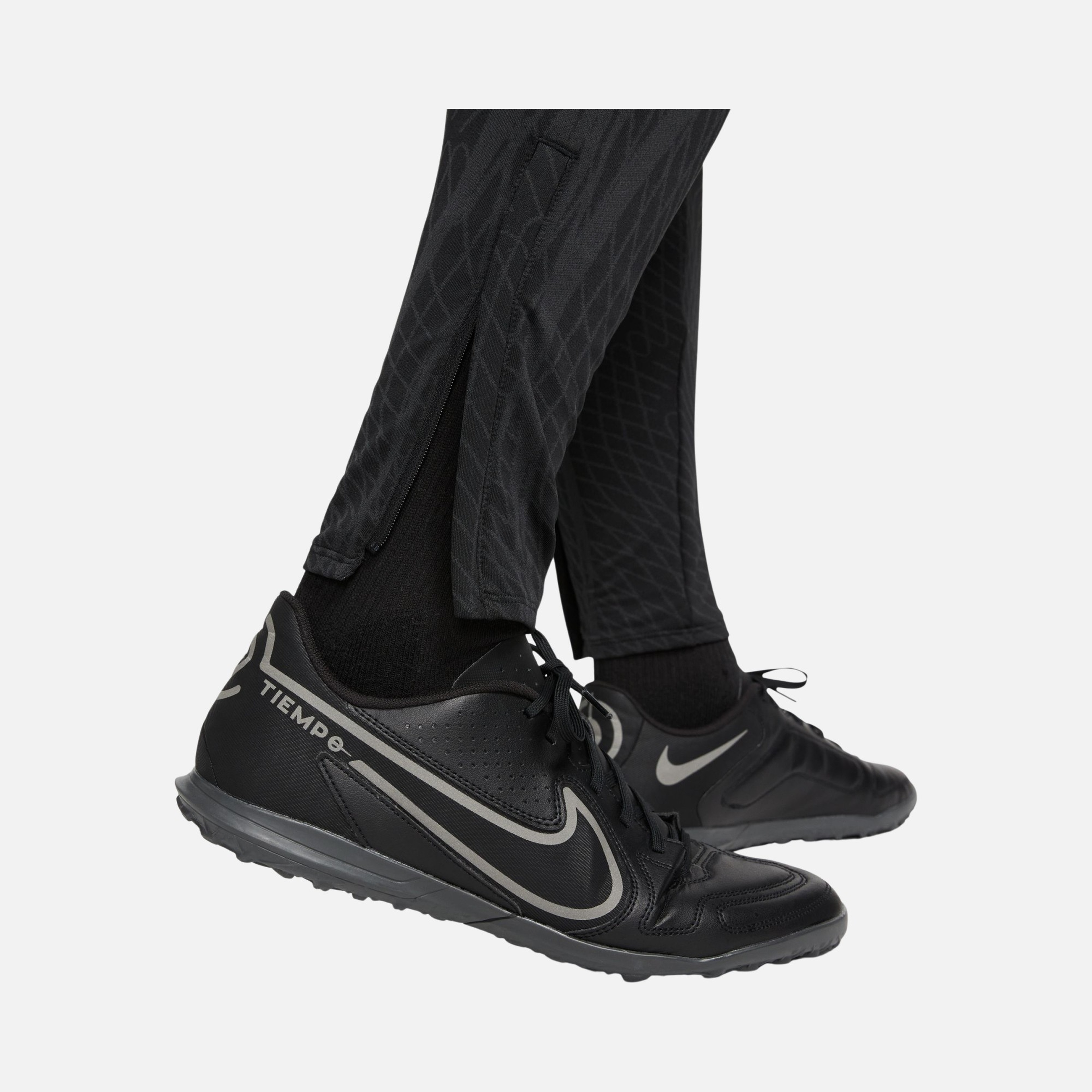 Nike Dri-Fit Strike Football Stretchy Knit Training Erkek Eşofman Altı