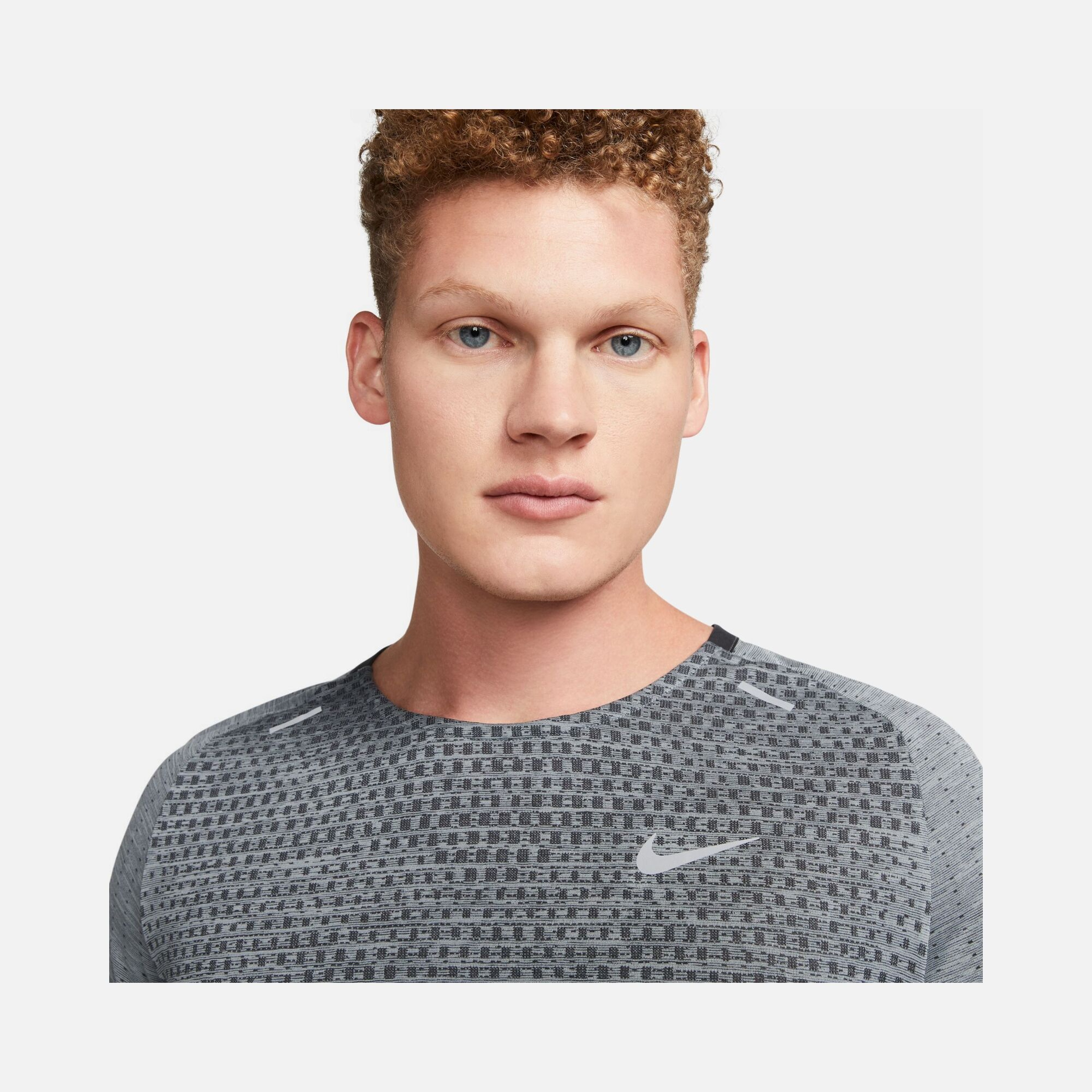 Nike Dri-Fit ADV Techknit Ultra Running Long-Sleeve Erkek Tişört