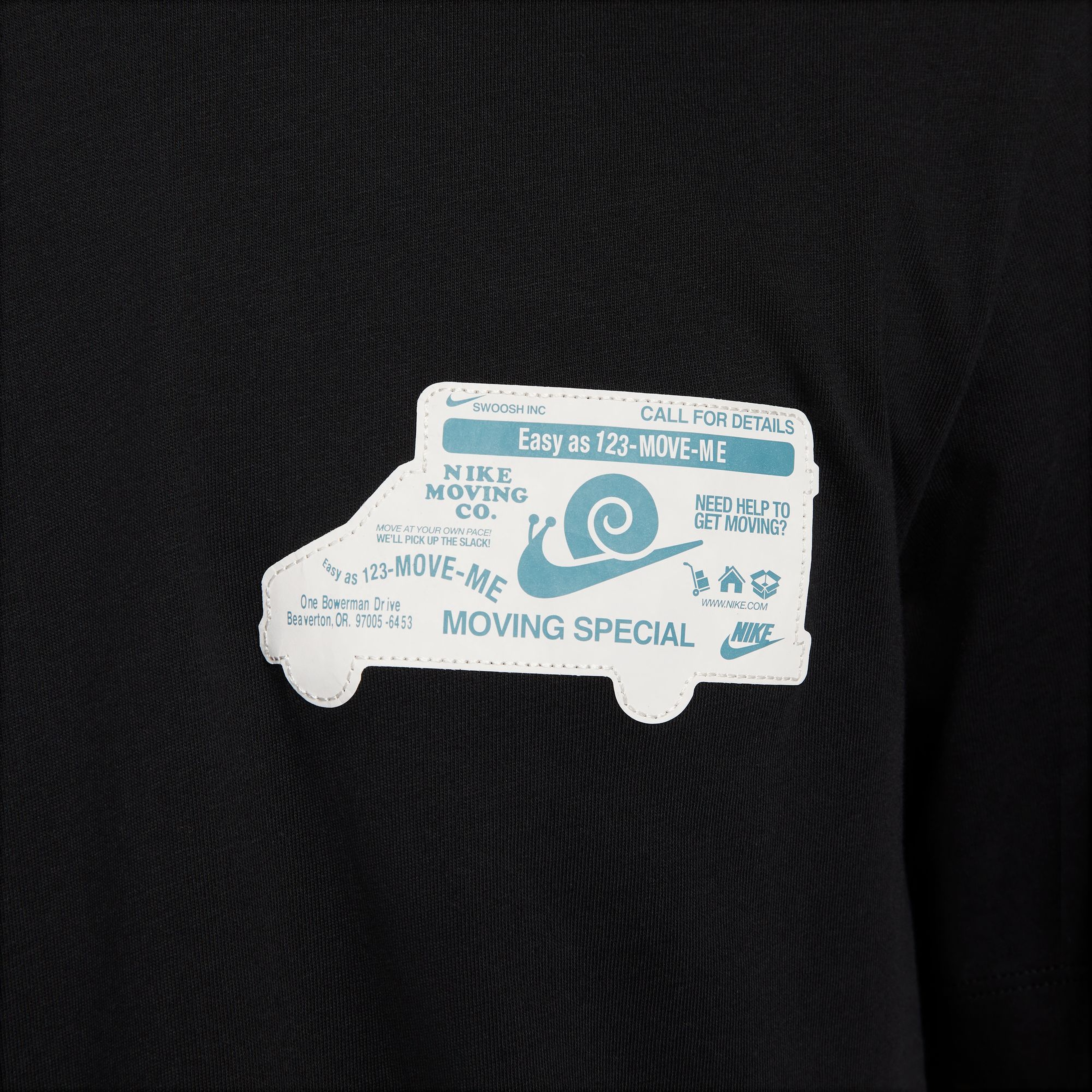 Nike Sportswear Moving Special Graphic Short-Sleeve Erkek Tişört