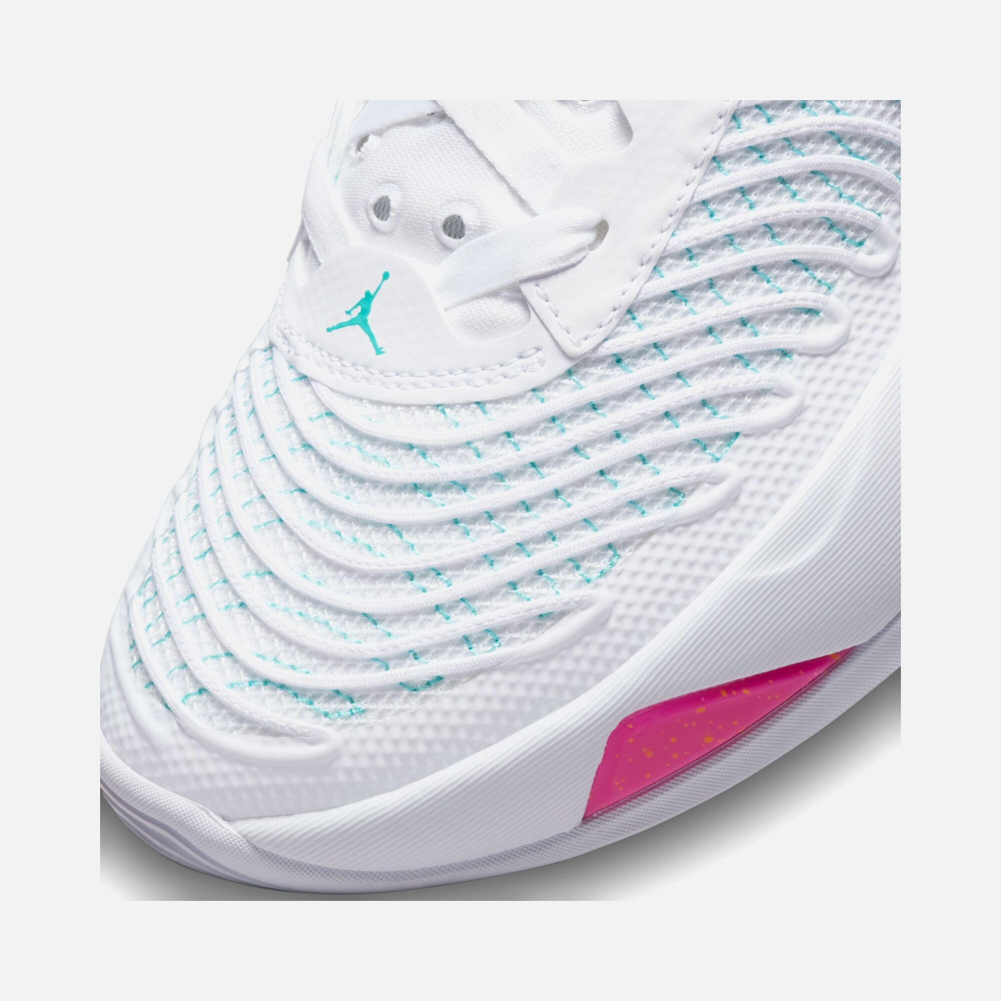 Nike Jordan Luka Doncic 1 Erkek Basketbol Ayakkabısı