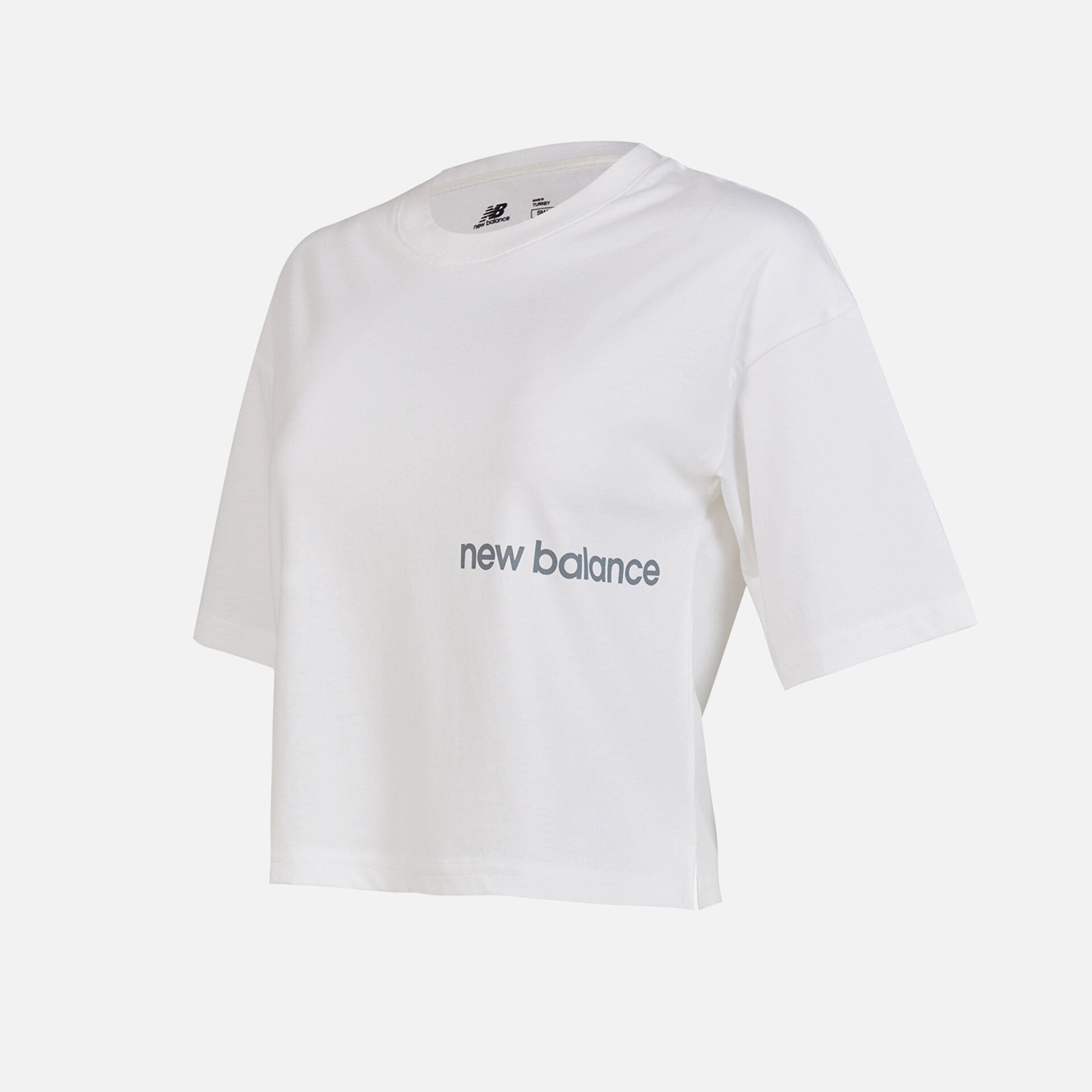 New Balance Sportswear WNT1340 Cropped Short-Sleeve Kadın Tişört