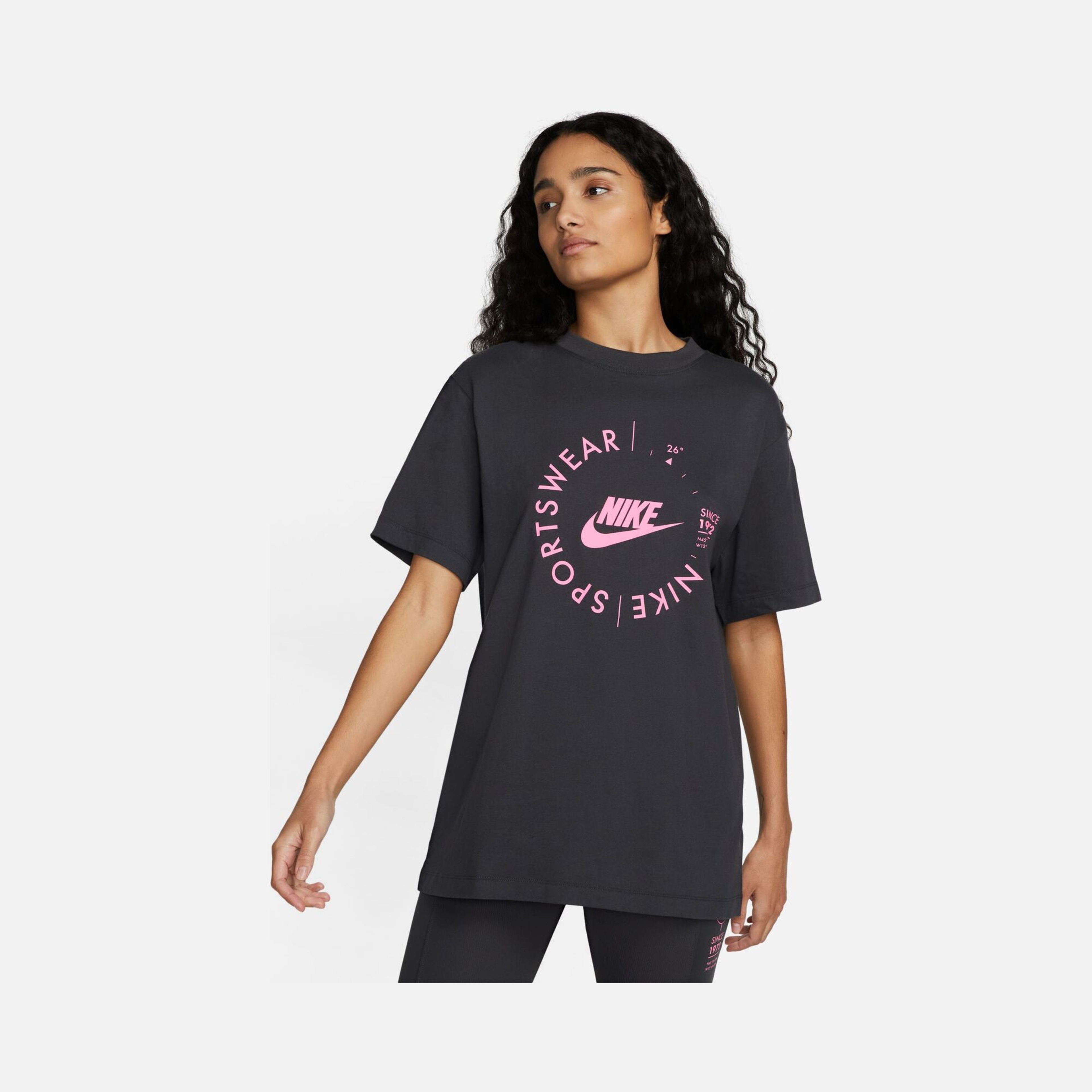 Nike Sportswear Gel-Sport Utility Printed Boyfriend Short-Sleeve Kadın Tişört