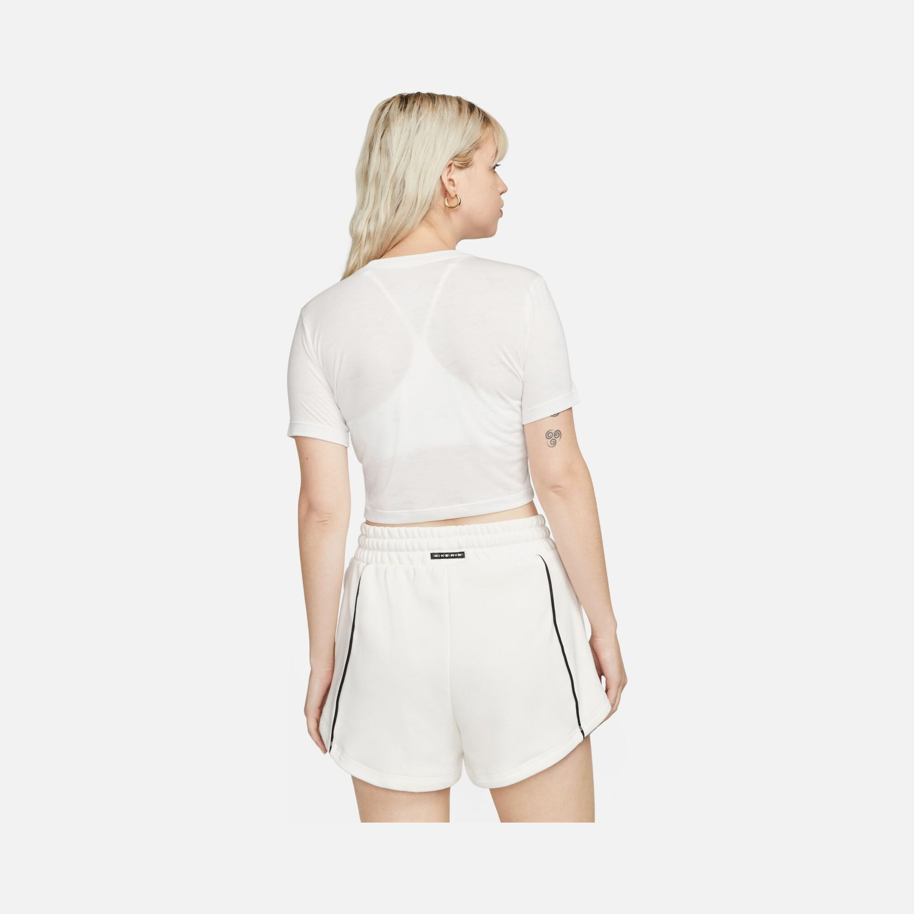 Nike Sportswear Air Slim-Fit Printed Cropped Short-Sleeve Kadın Tişört