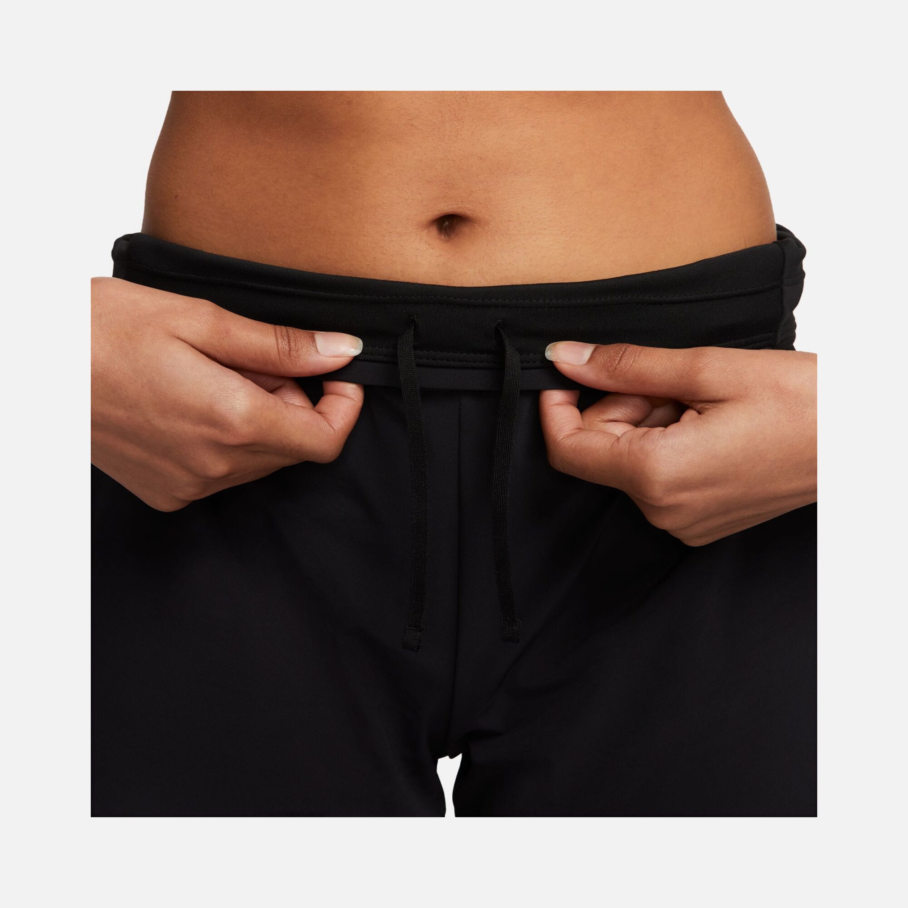 Nike Dri-Fit Venom 3 Mid-Rise Woven Brief-Lined Football Kadın Şort