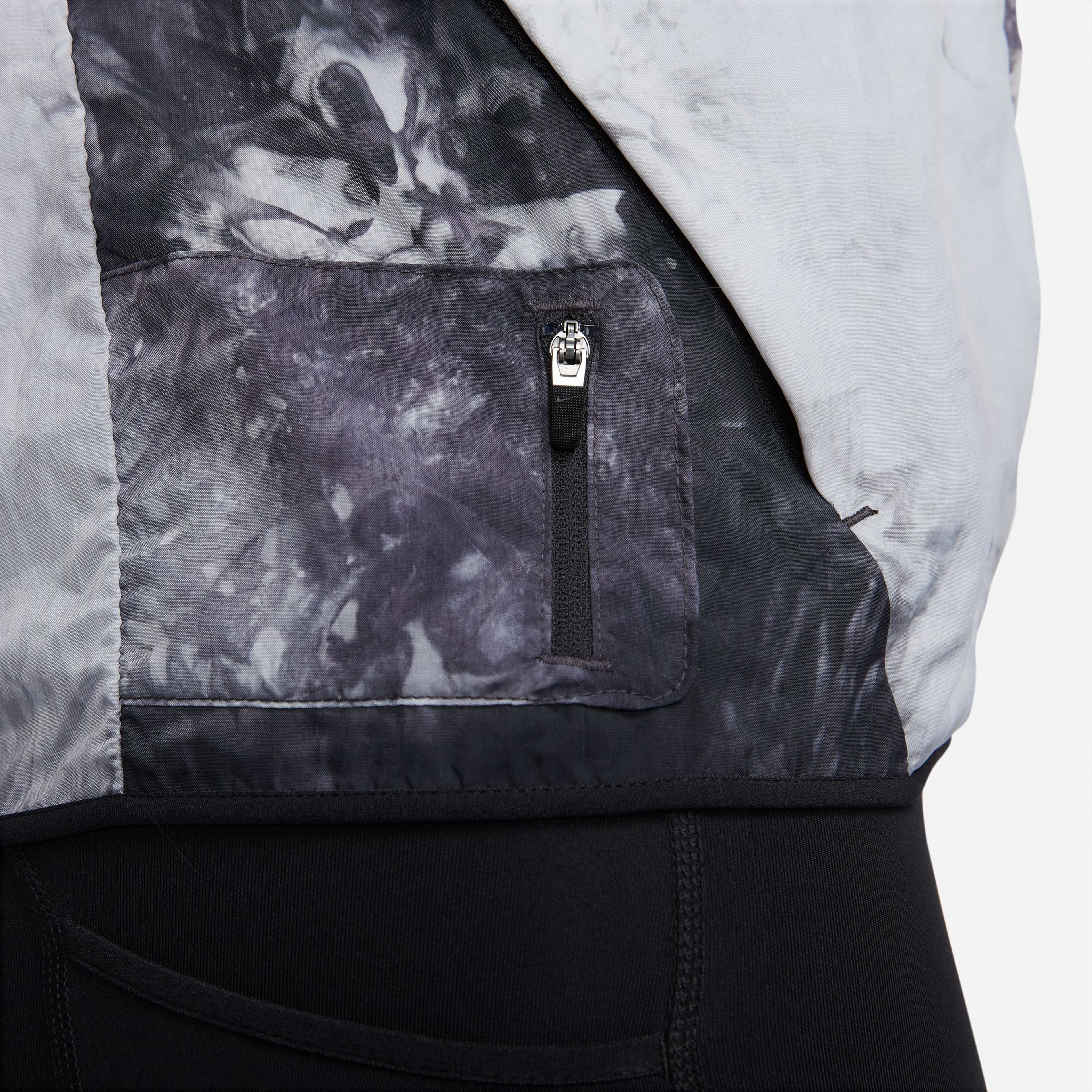 Nike Repel Trail-Running All-Over Printed Recoverable Full-Zip Hoodie Kadın Ceket