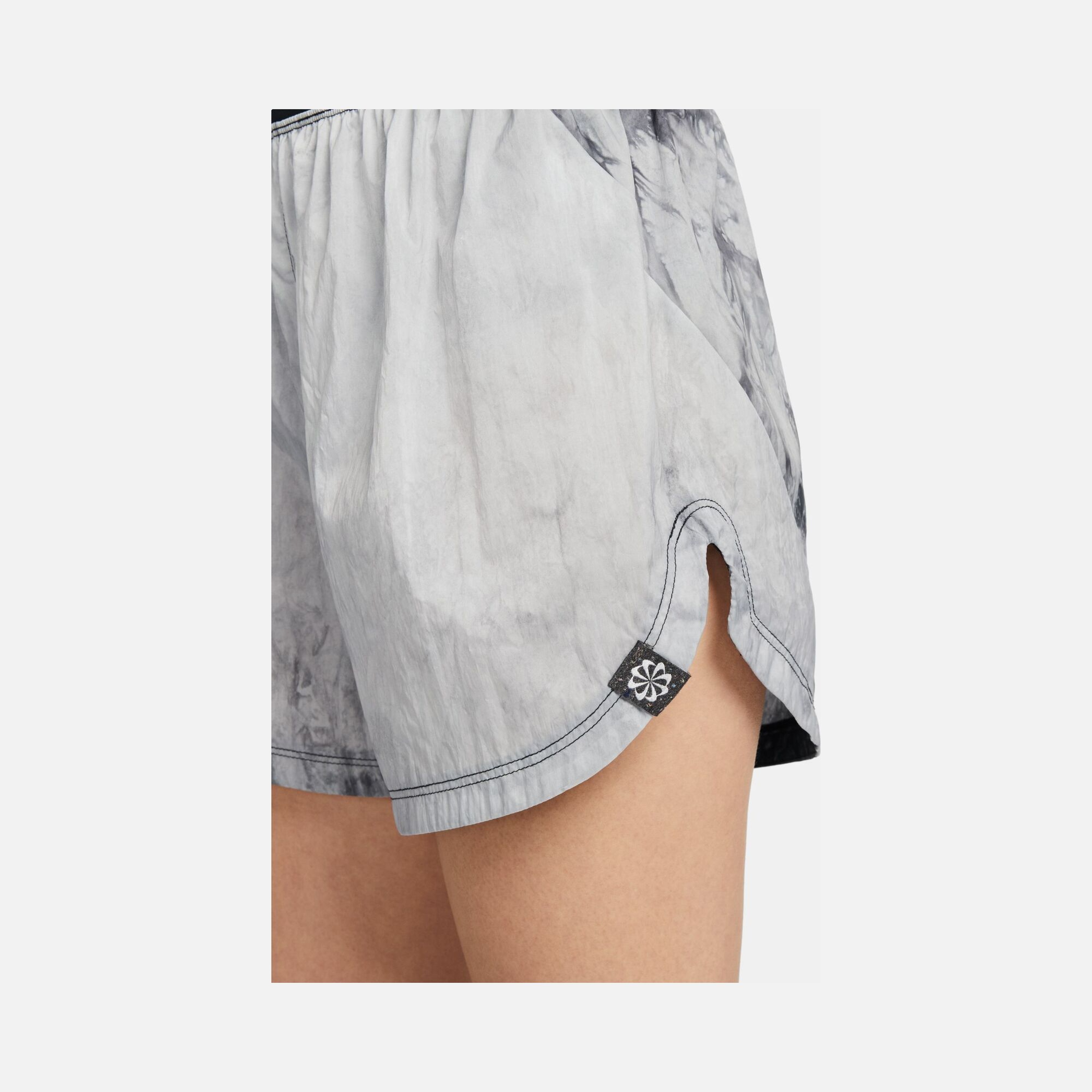 Nike Dri-Fit Repel Mid-Rise 3" Brief-Lined Trail Running Kadın Şort