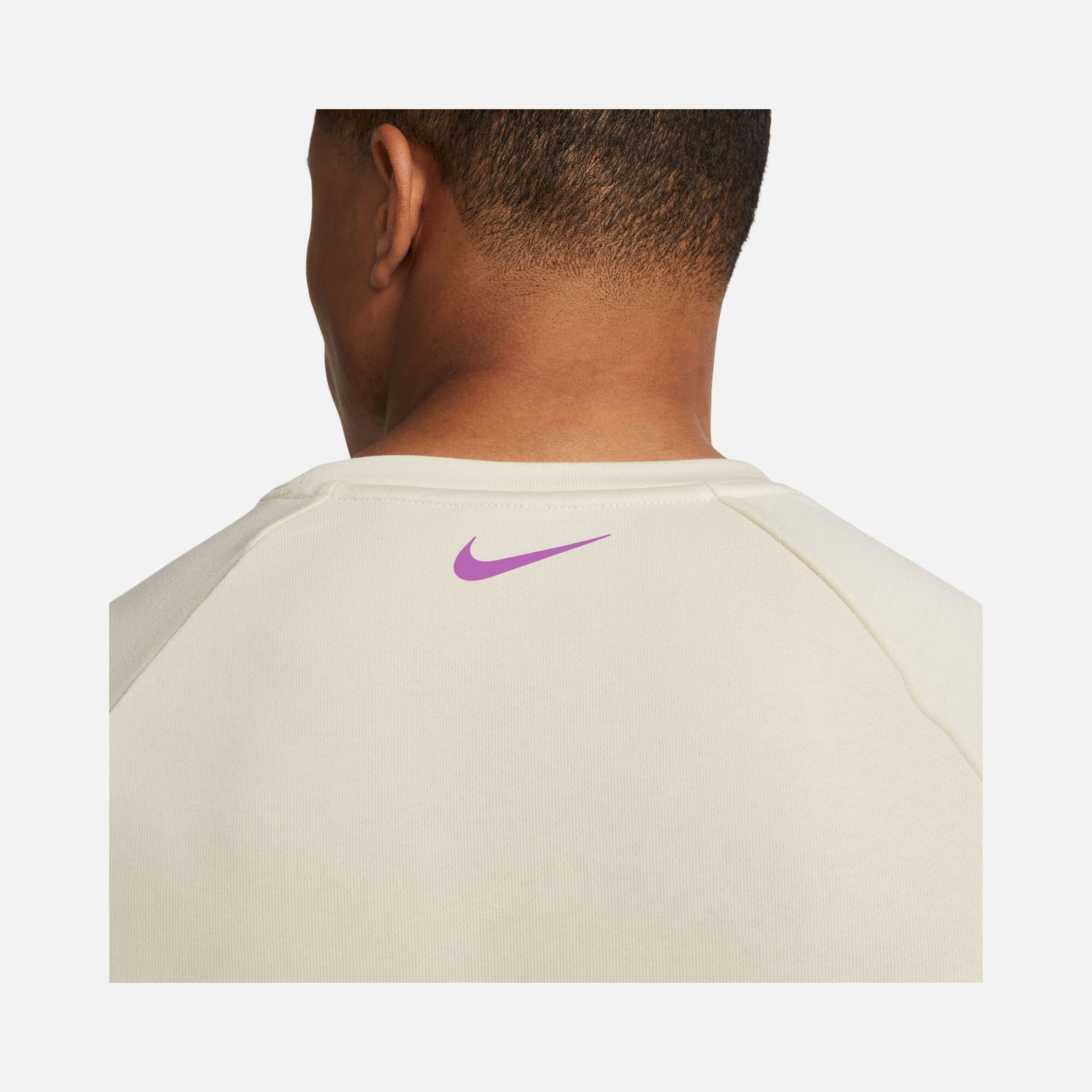 Nike Dri-Fit ''Nike Moving Company Graphic'' Fitness Long-Sleeve Erkek Tişört