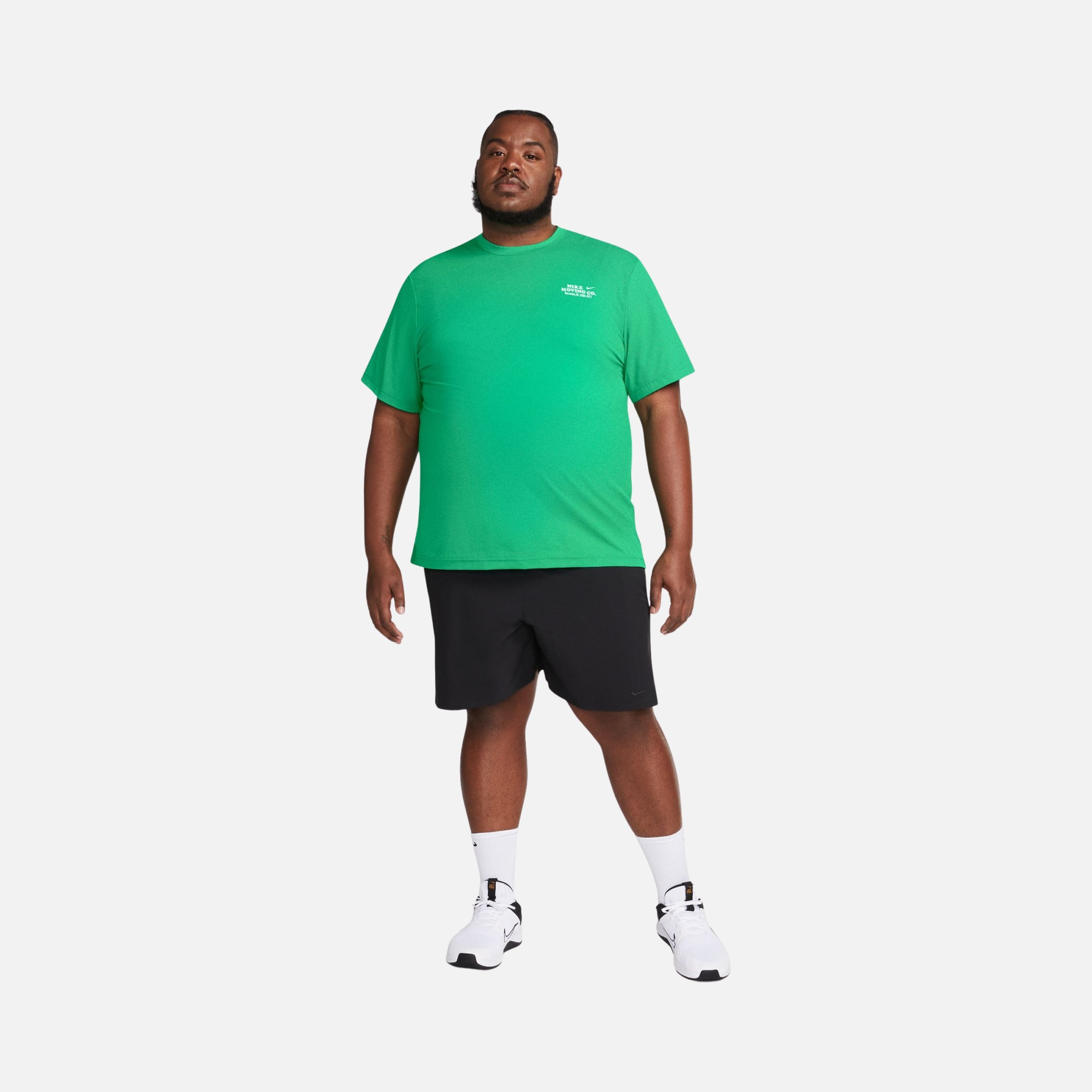 Nike Dri-Fit UV Hyverse ''Nike Moving Company Graphic'' Fitness Short-Sleeve Erkek Tişört