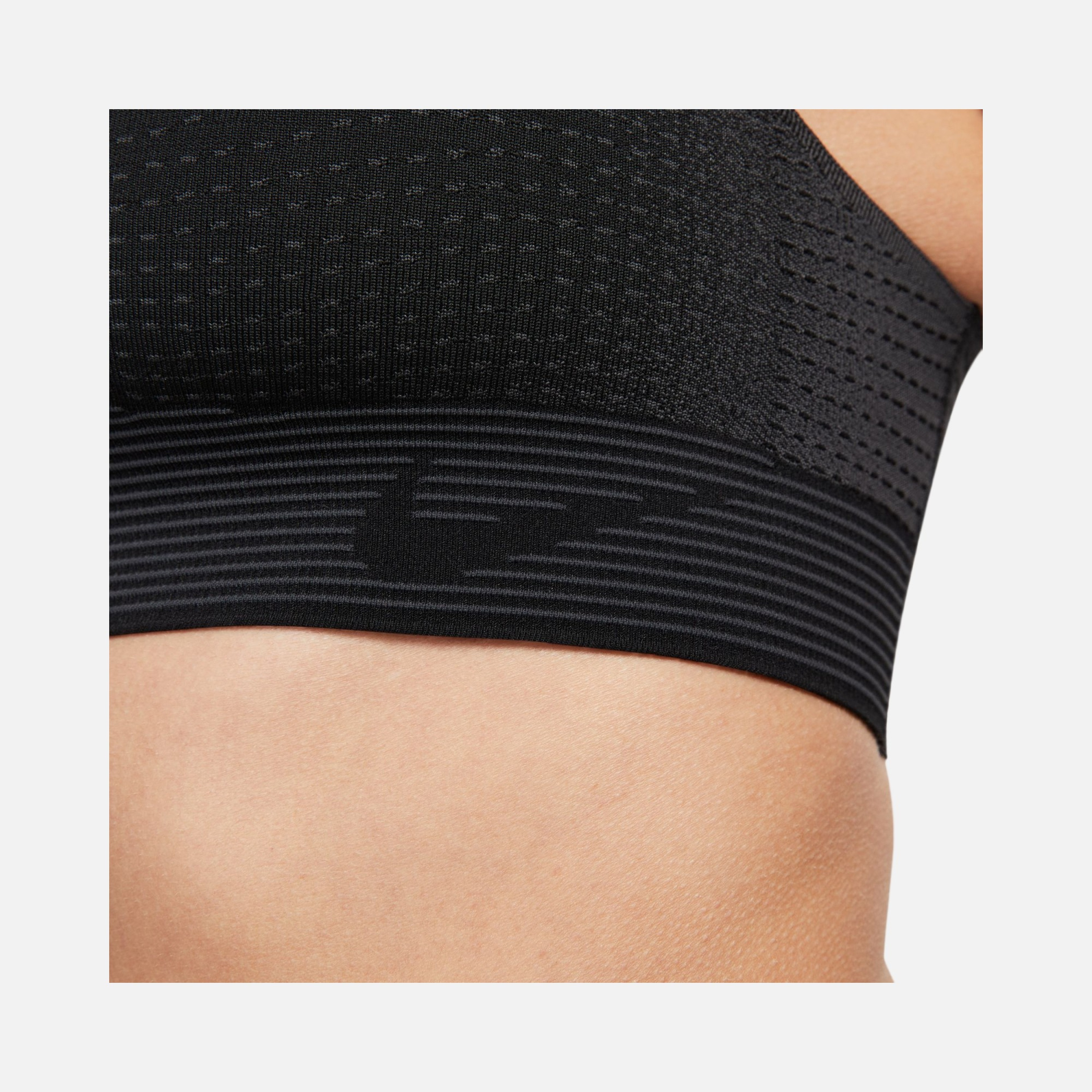 Nike Swoosh Flyknit High-Support Non-Padded Training Kadın Bra