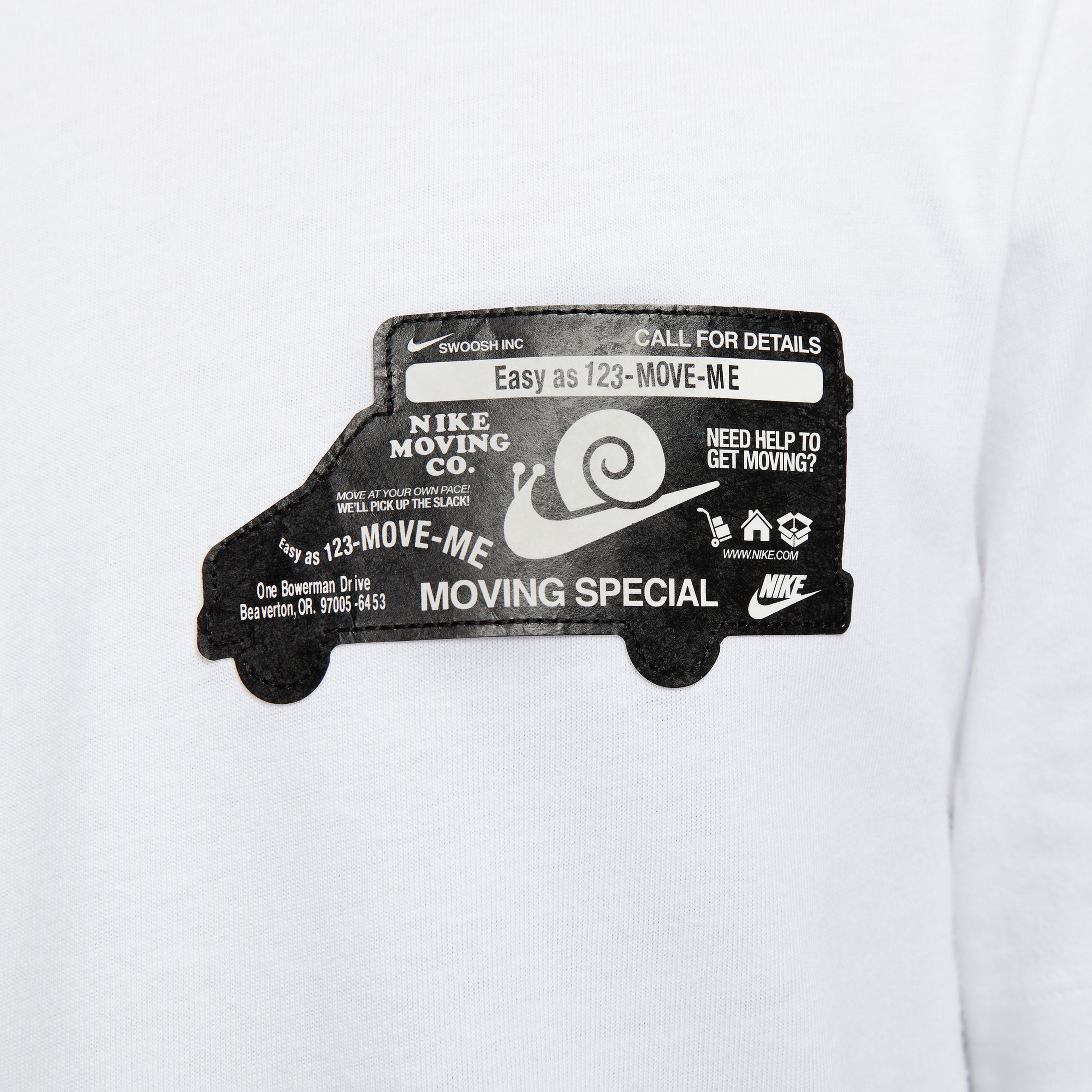 Nike Sportswear Moving Special Graphic Short-Sleeve Erkek Tişört