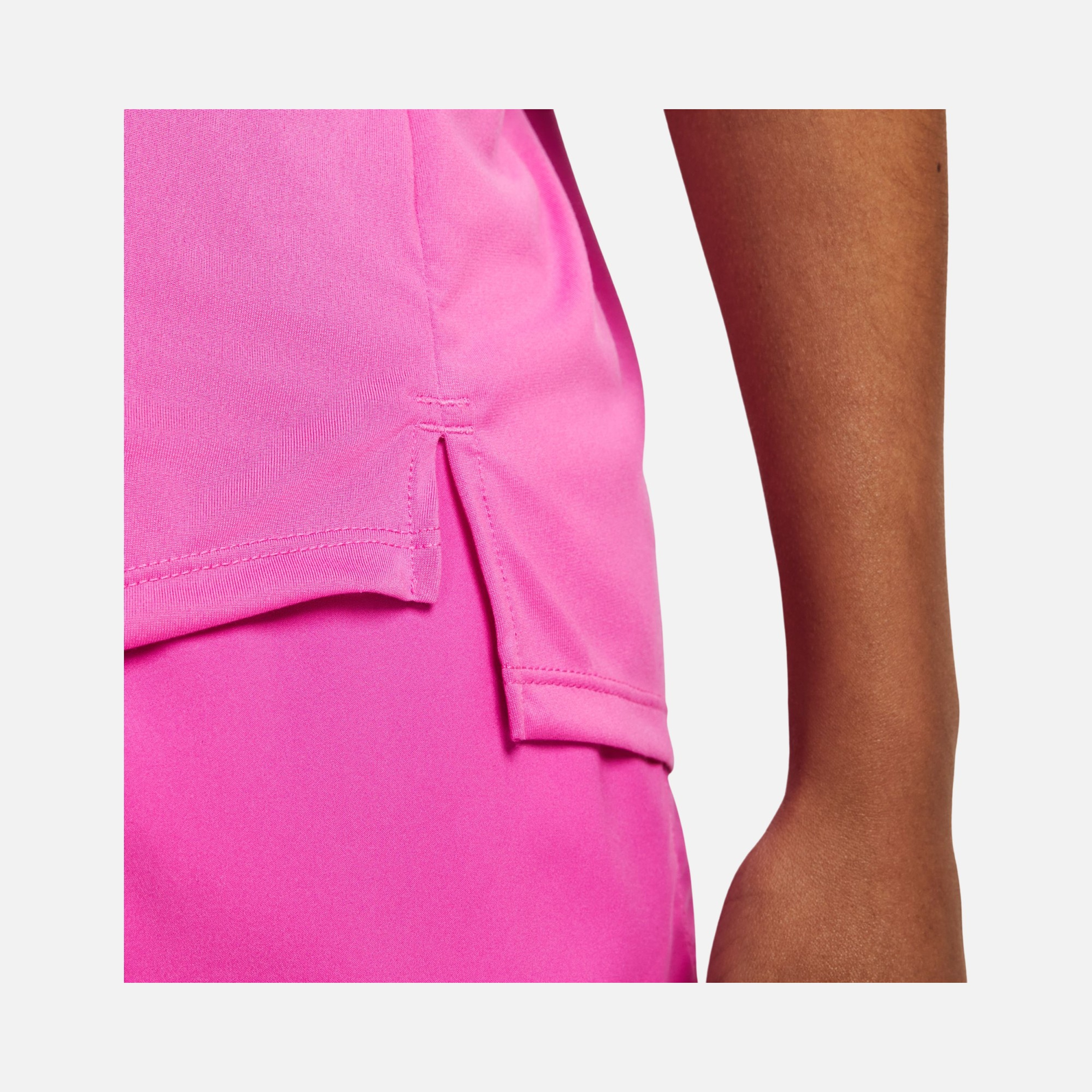 Nike Dri-Fit One Swoosh Graphic Running Short-Sleeve Kadın Tişört