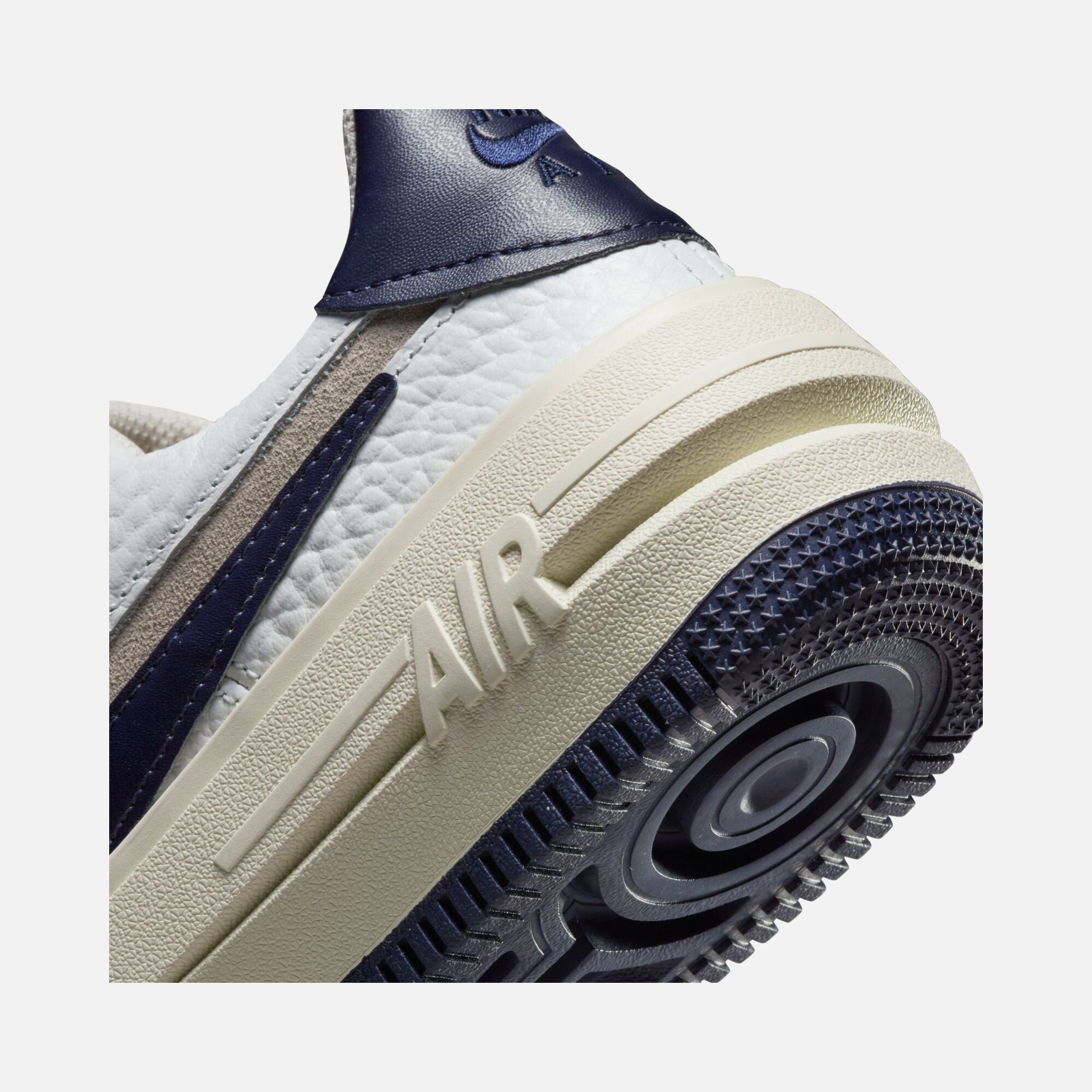 Nike Air Force 1 PLT.AF.ORM ''Big Swoosh'' Kadın Spor Ayakkabı