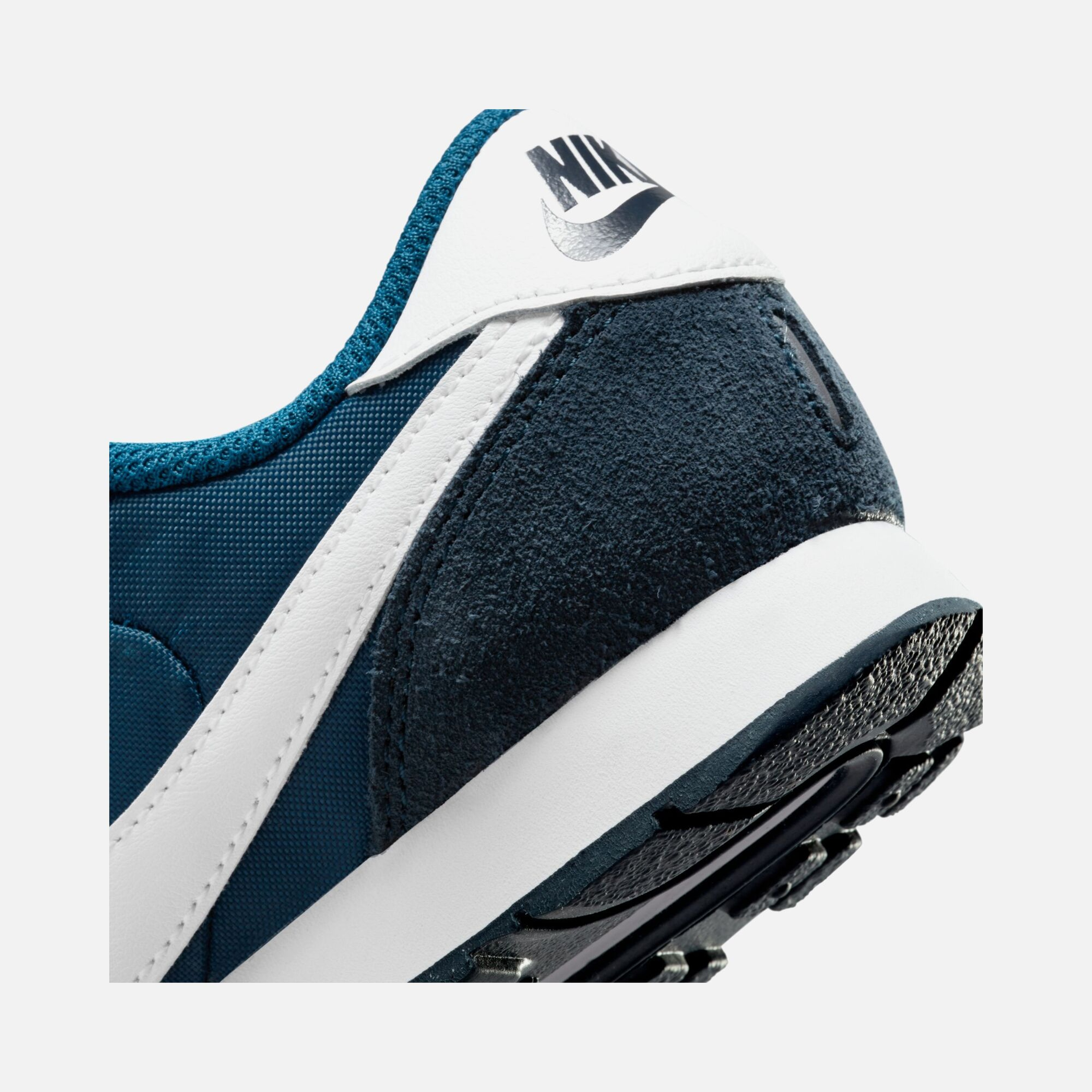 Nike MD Valiant (PSV) Çocuk Spor Ayakkabı