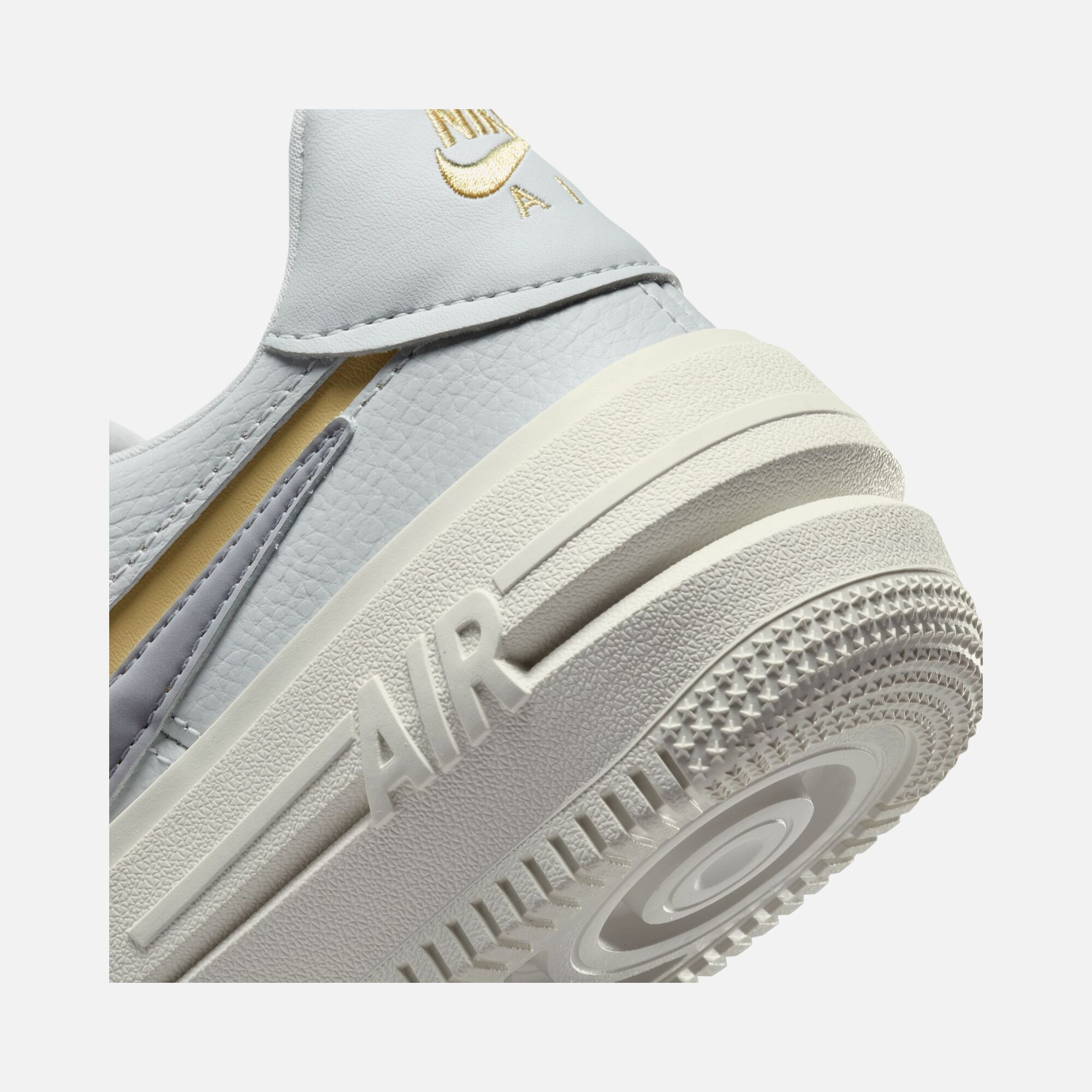 Nike Air Force 1 PLT.AF.ORM Kadın Spor Ayakkabı