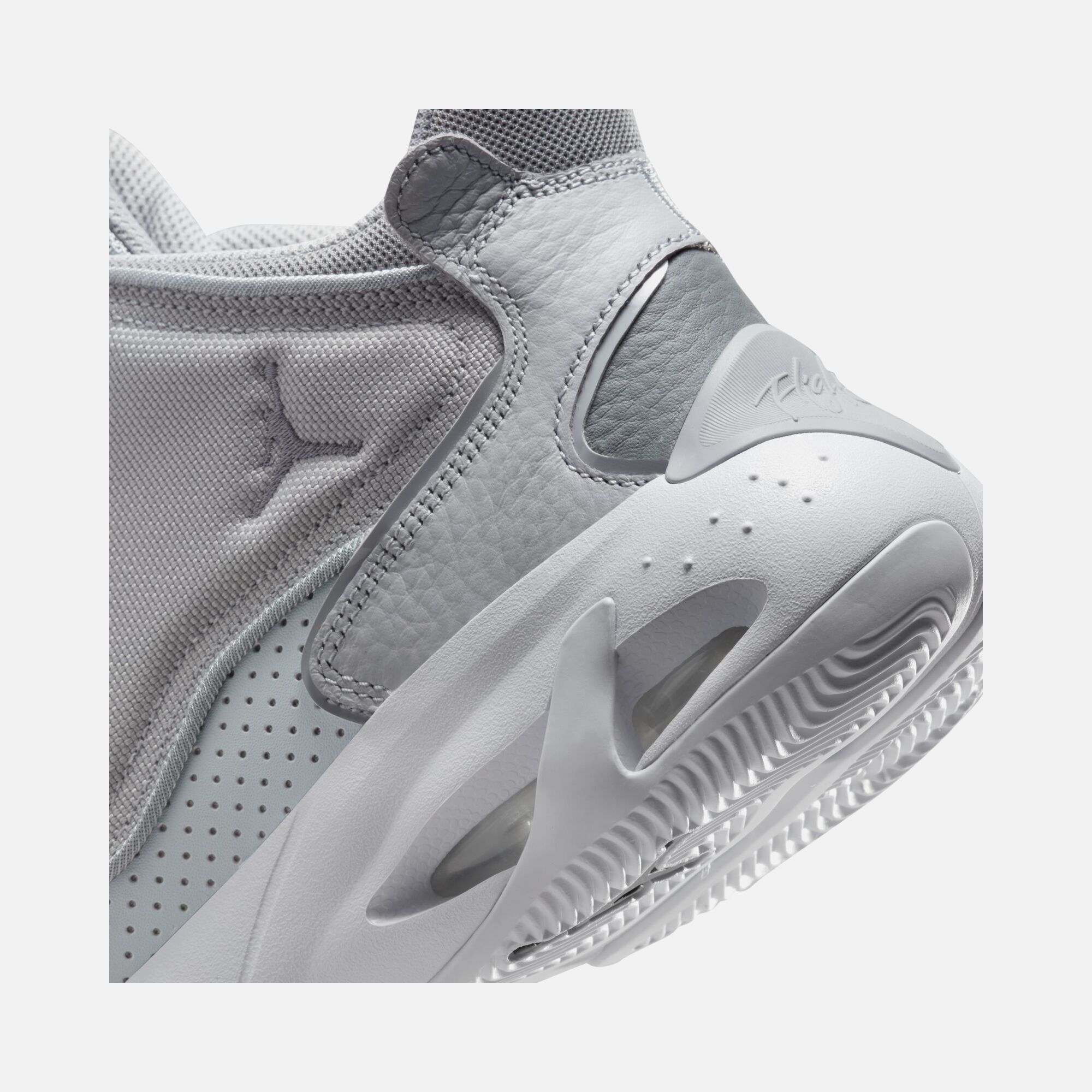 Nike Jordan Max Aura 4 Erkek Basketbol Ayakkabısı