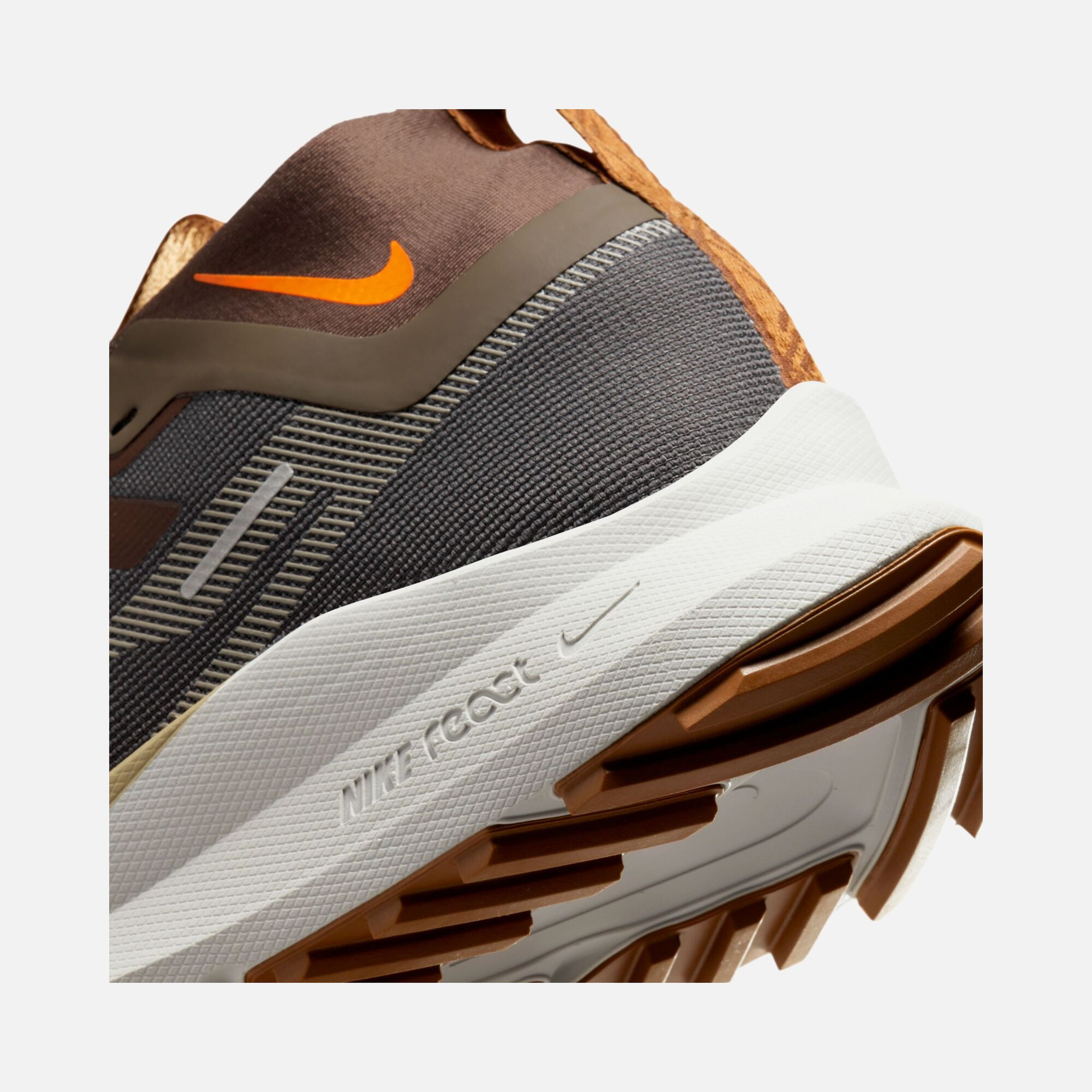 Nike Pegasus Trail 4 Gore-Tex Road Running Erkek Spor Ayakkabı