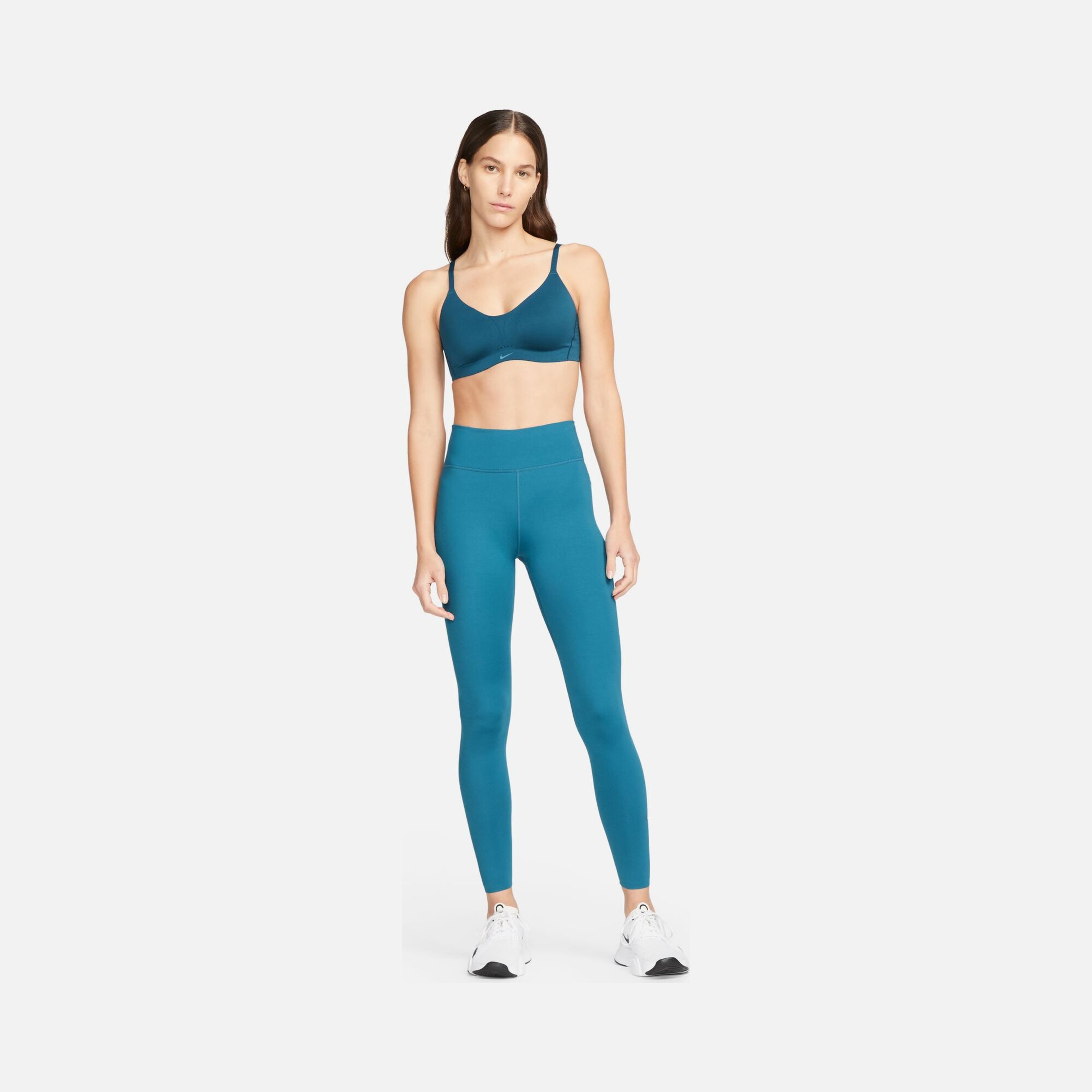 Nike Alate Minimalist Light-Support Padded Kadın Bra