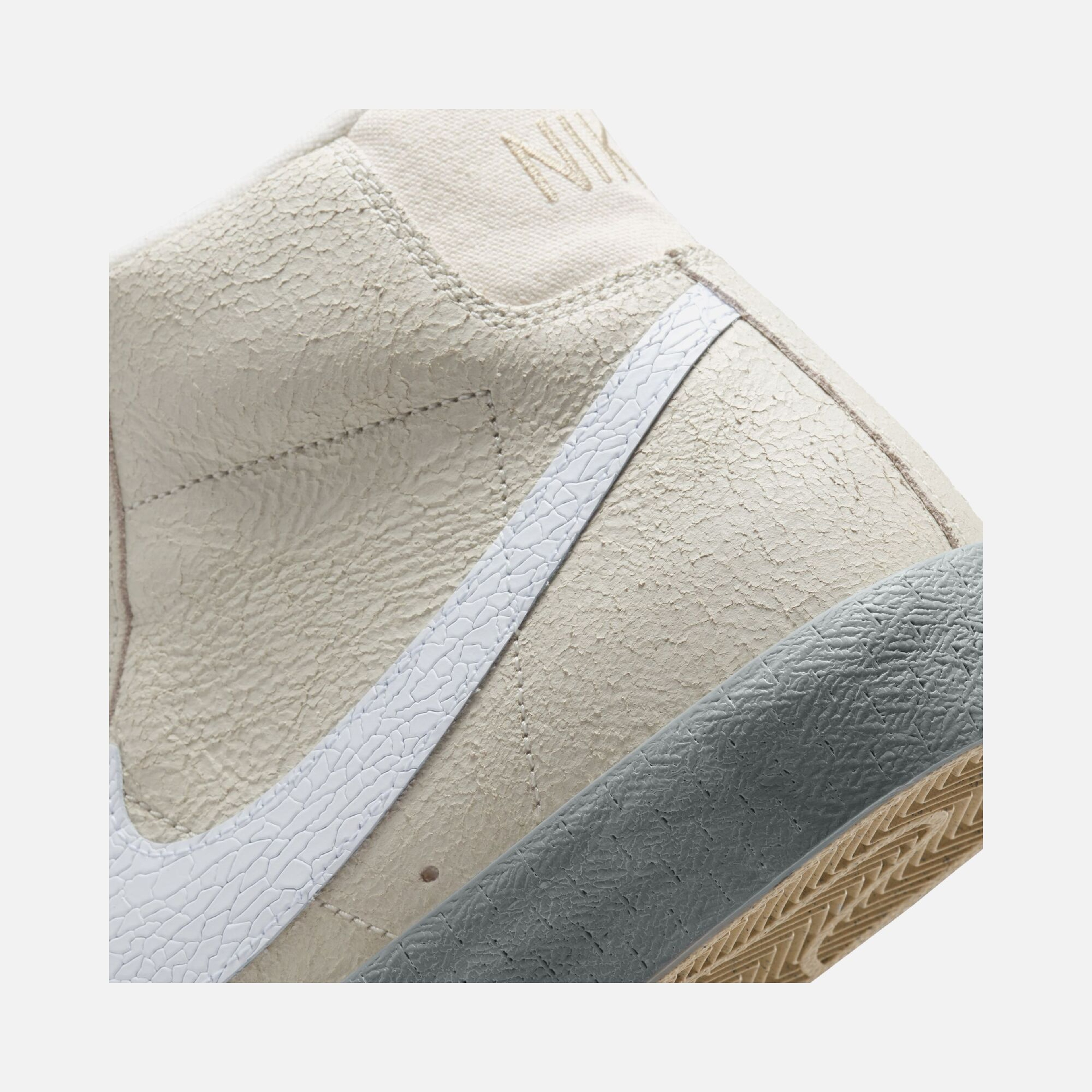 Nike Blazer Mid '77 SE Erkek Spor Ayakkabı