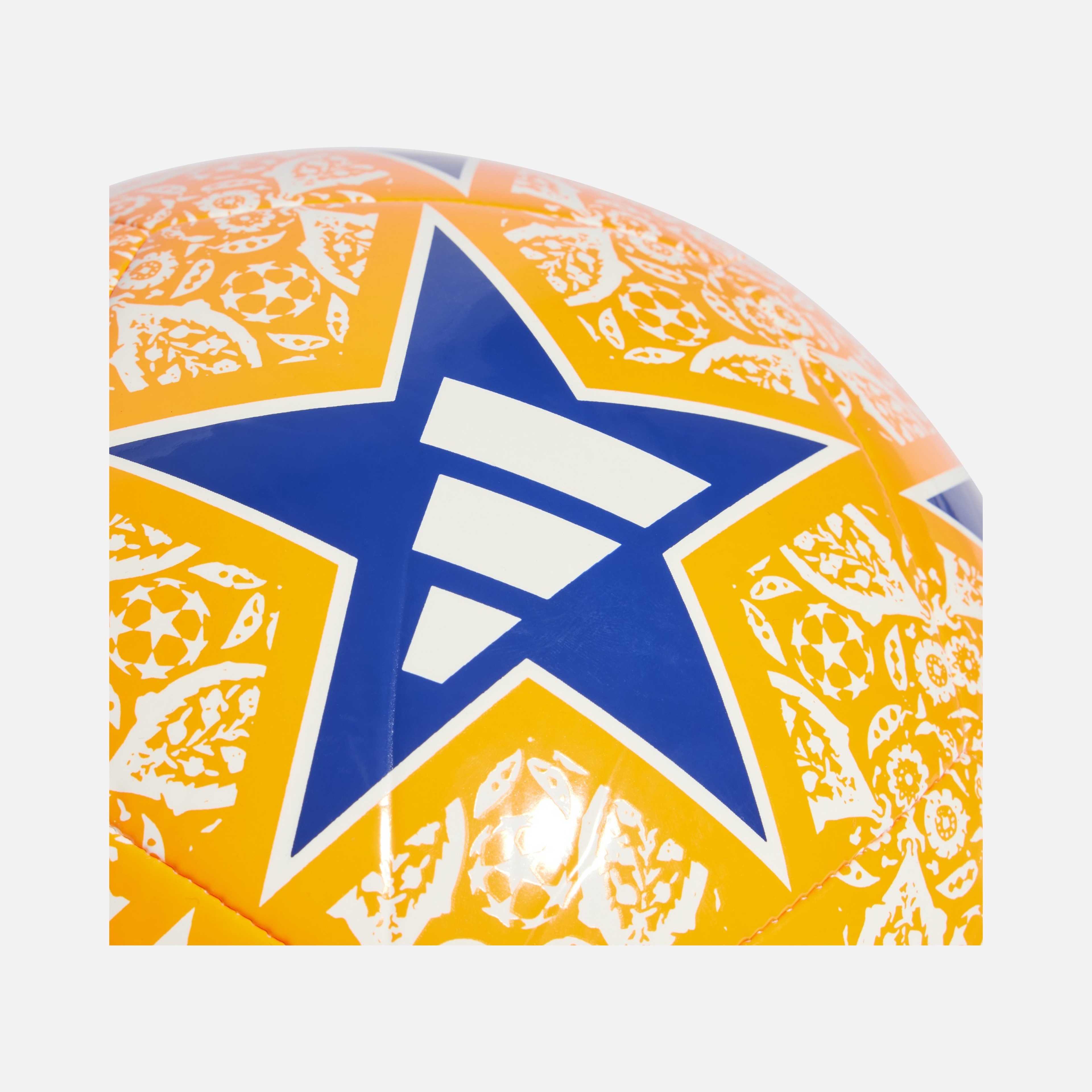 adidas Ucl Club İstanbul No:5 Futbol Topu