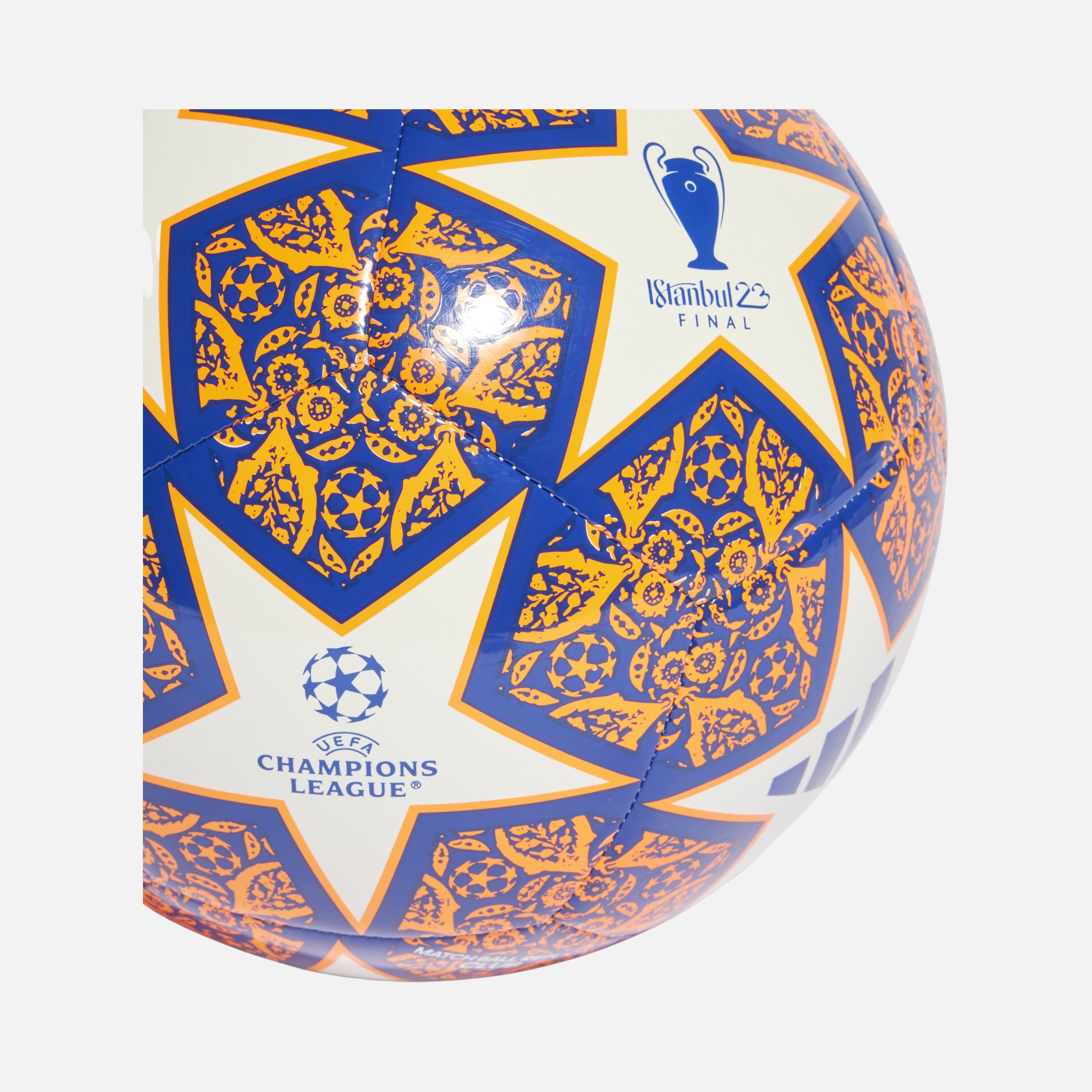 adidas Ucl Club İstanbul No:5 Futbol Topu