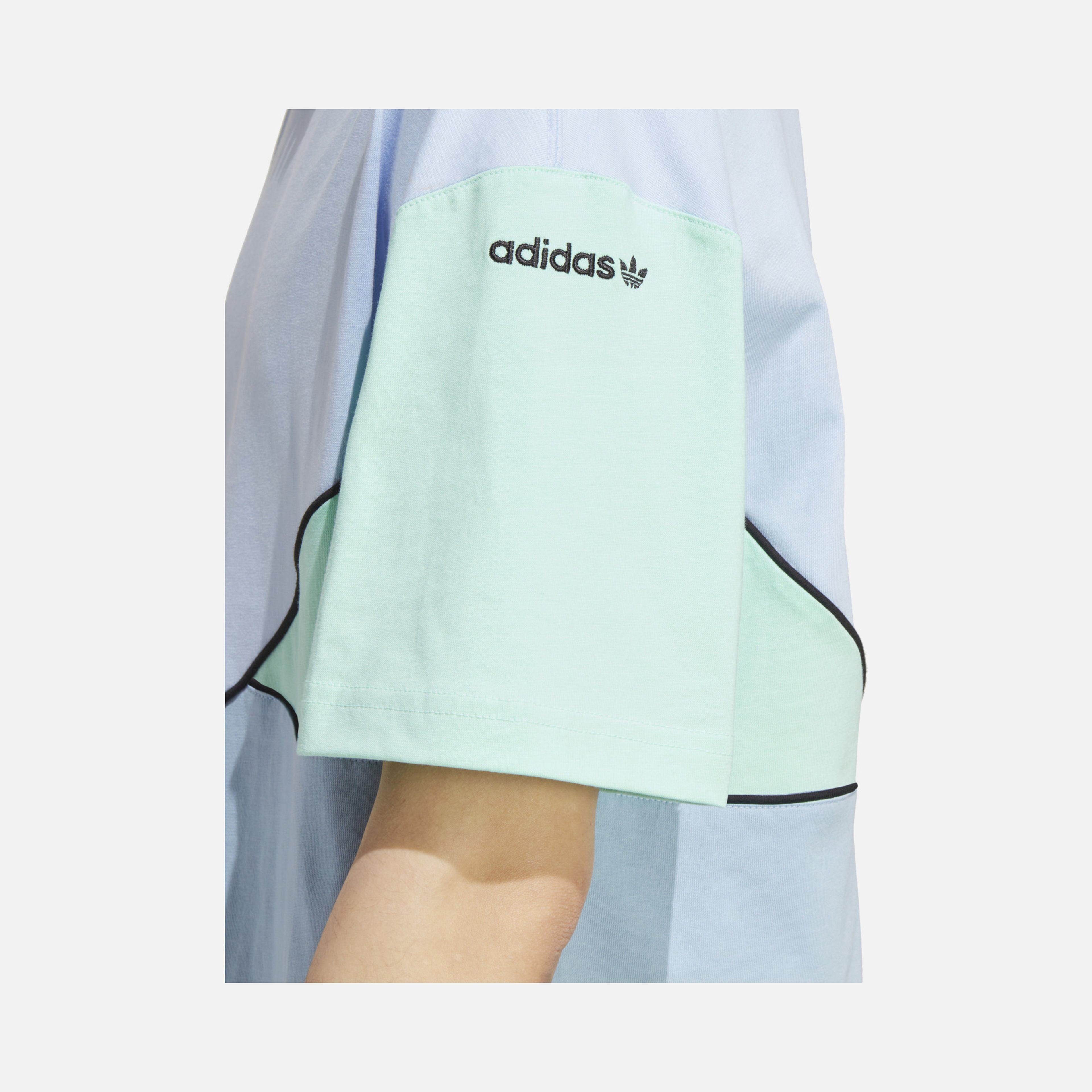 adidas Adicolor Seasonal Archive Short-Sleeve Erkek Tişört