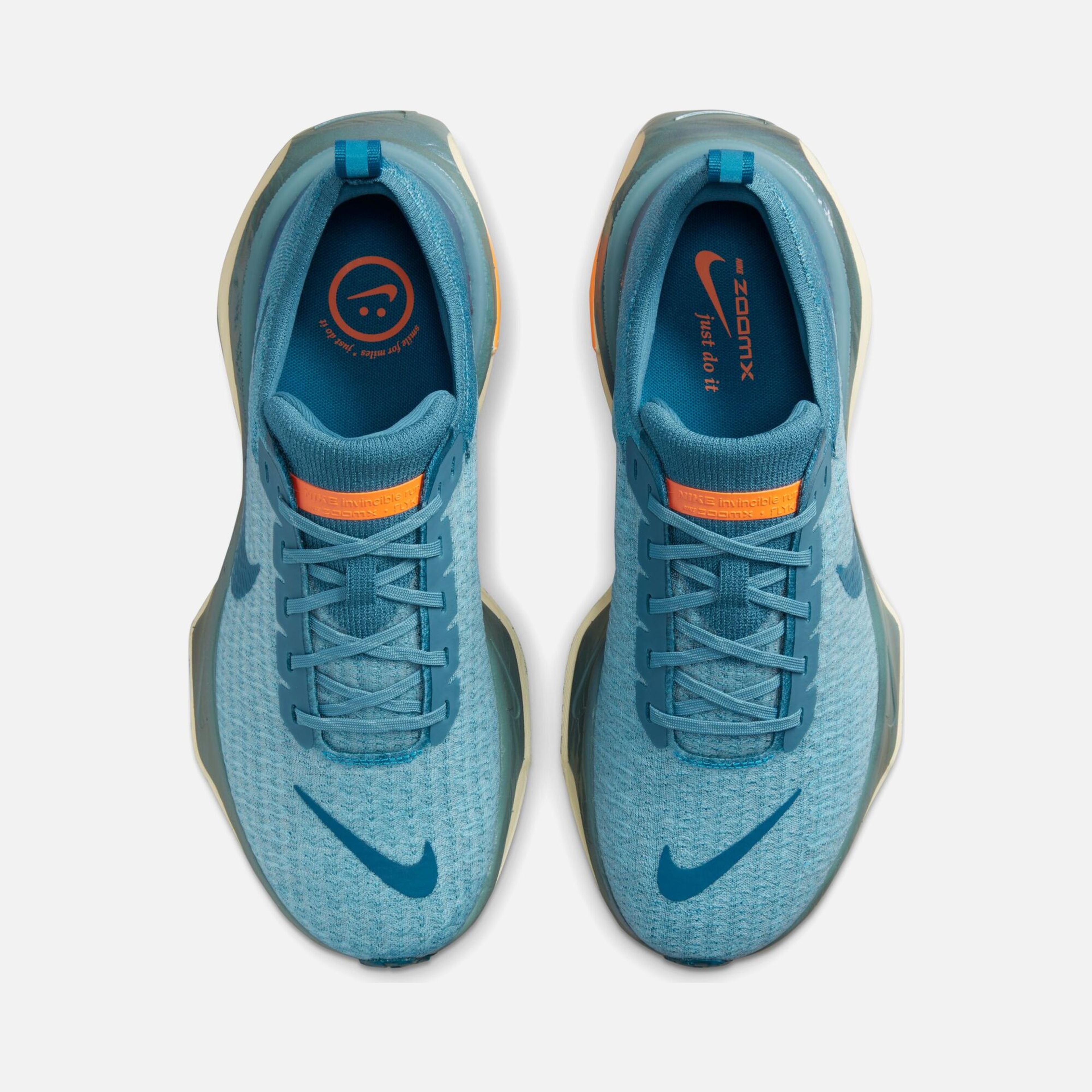 Nike ZoomX Invincible Run Flyknit 3 Road Running Erkek Spor Ayakkabı