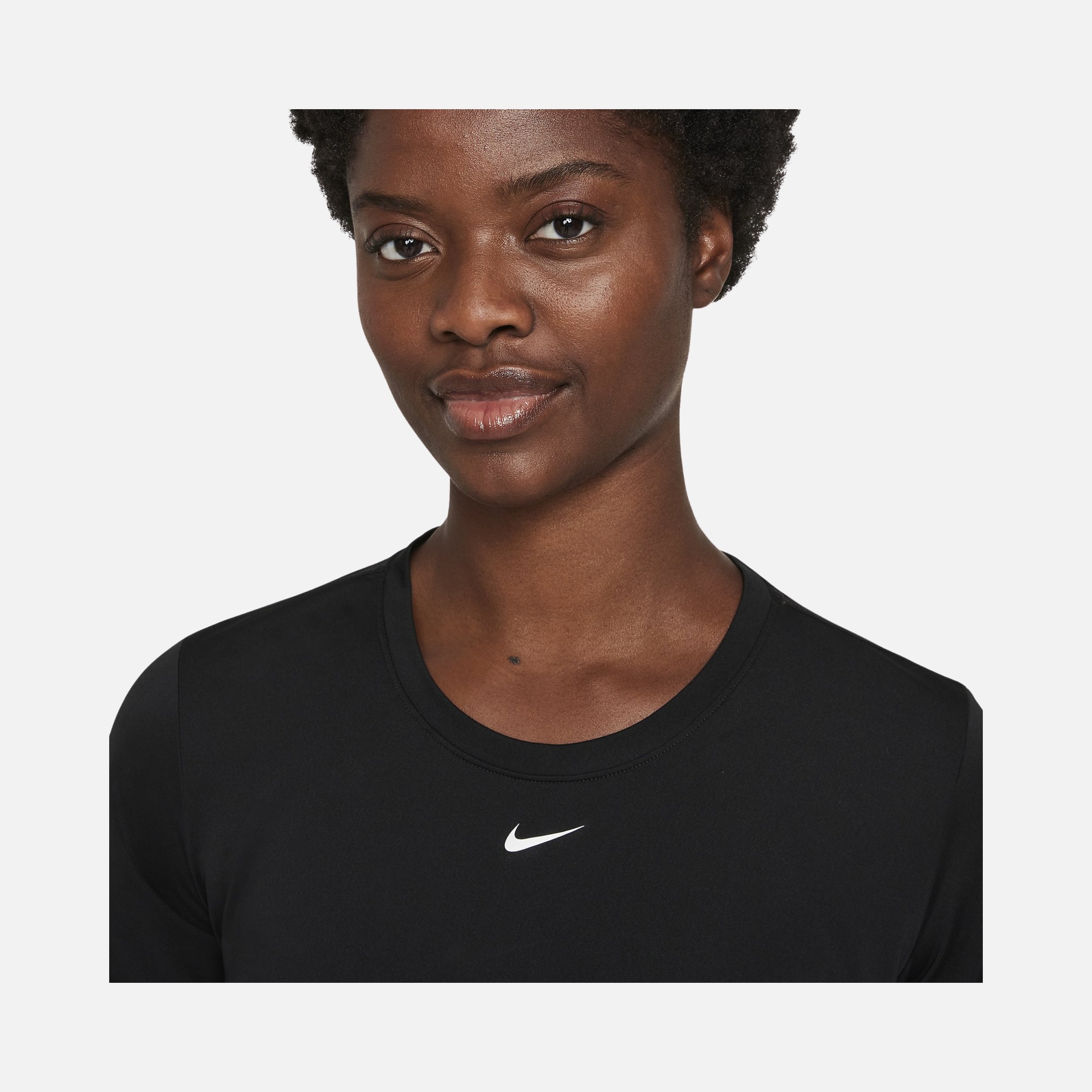 Nike Dri-Fit One Standard-Fit Short Sleeve Kadın Tişört