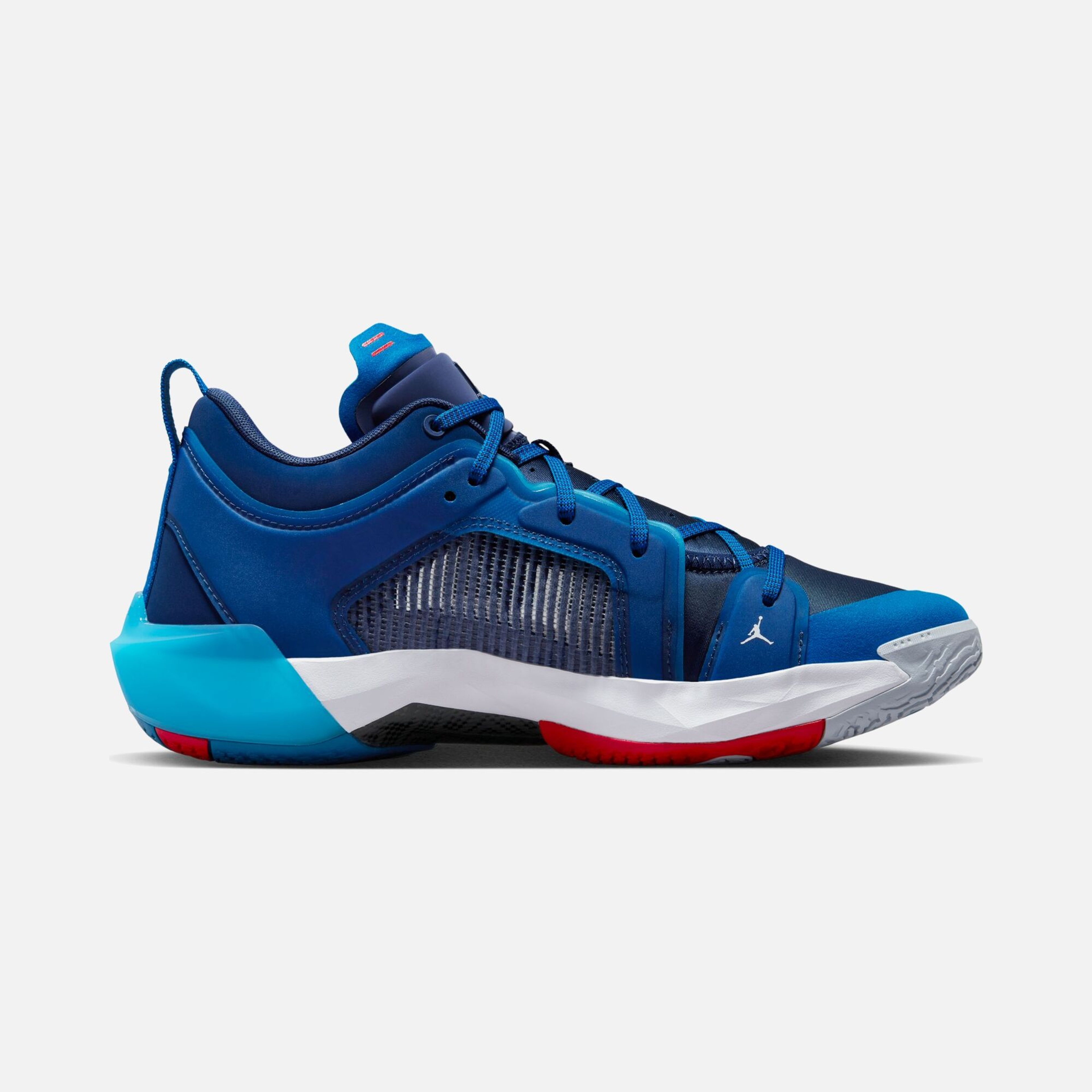 Nike Air Jordan XXXVII Low SS23 Erkek Basketbol Ayakkabısı