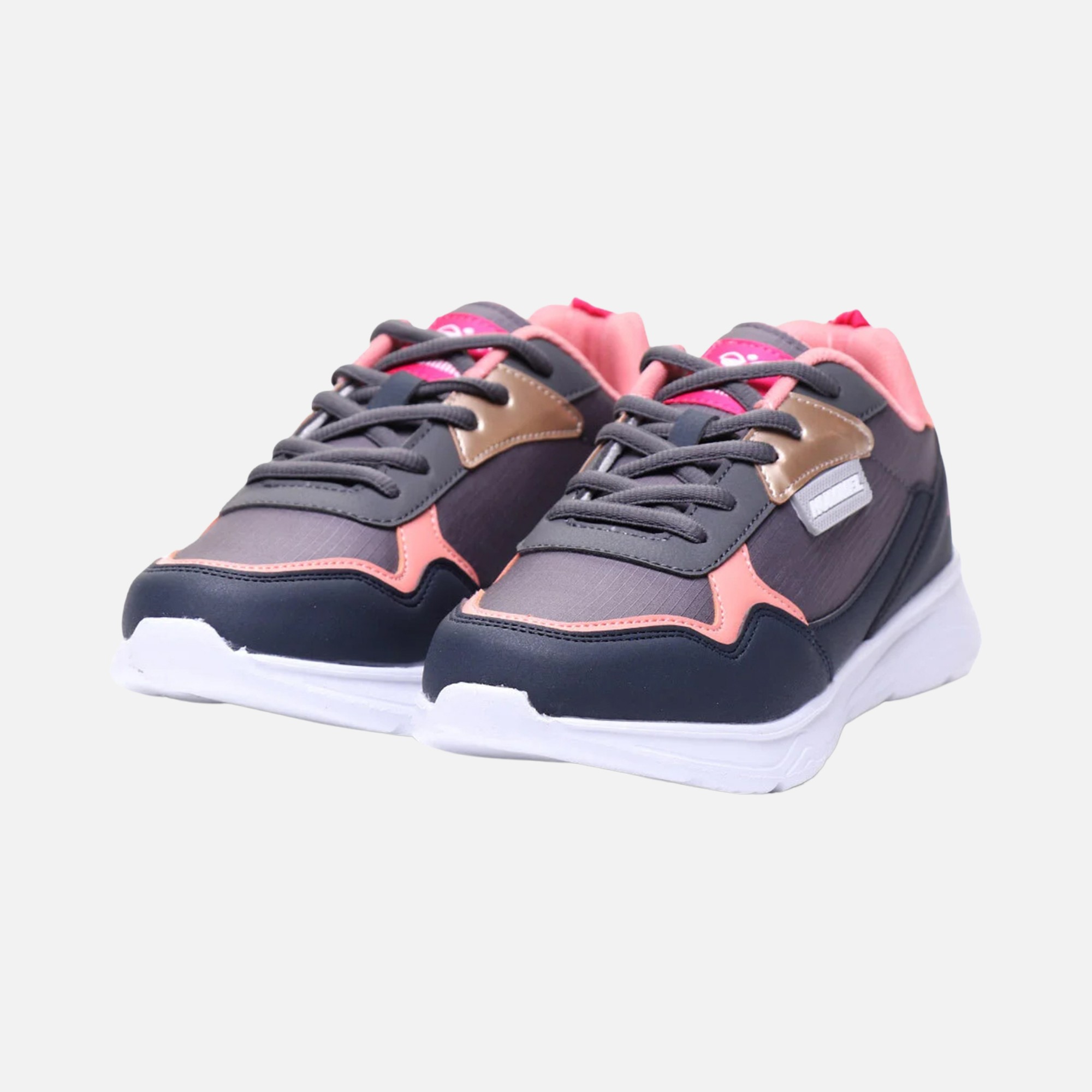 Hummel Neoka Training Kadın Spor Ayakkabı