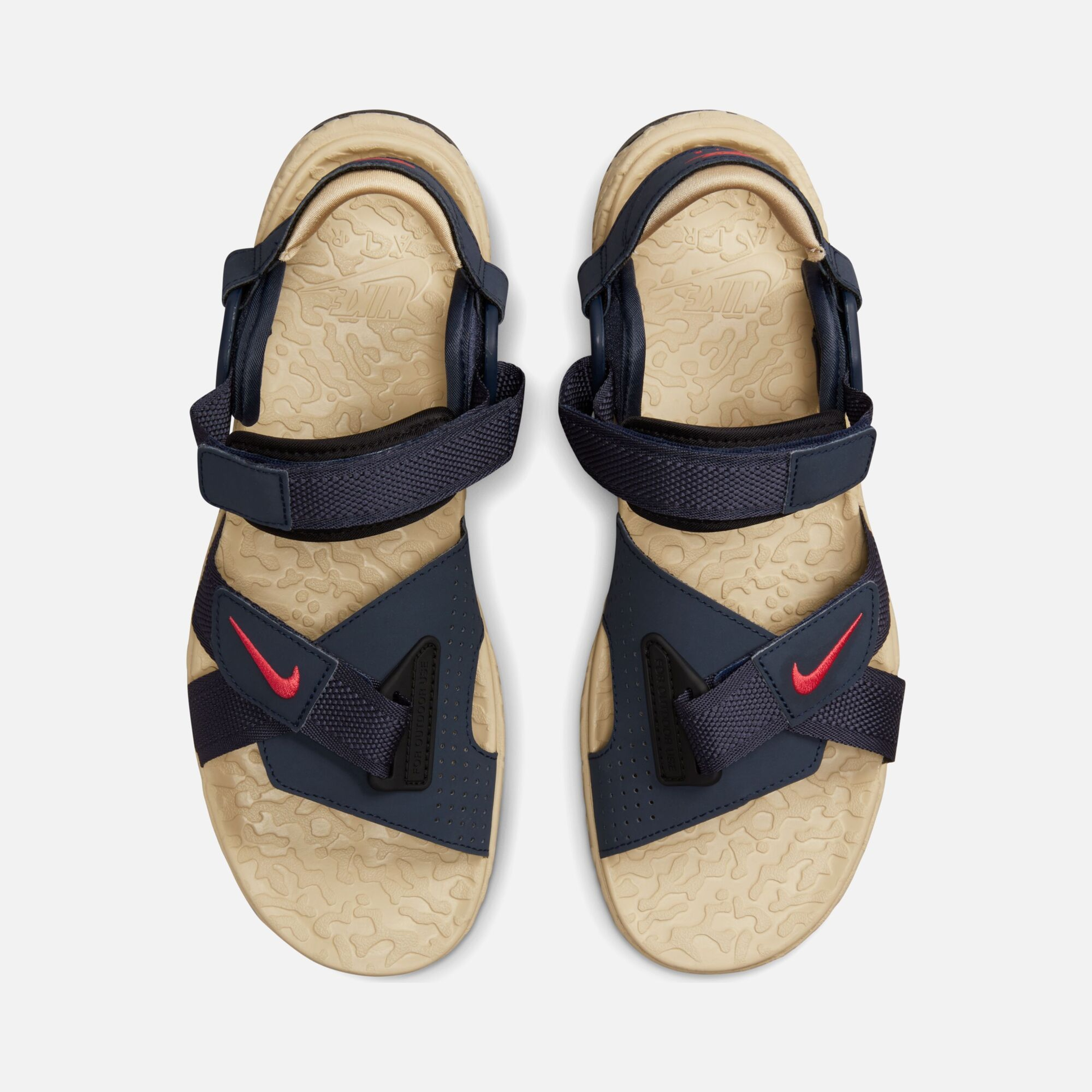 Nike ACG Air Deschutz+ ''City Walks to Canyon Trails'' Erkek Sandalet