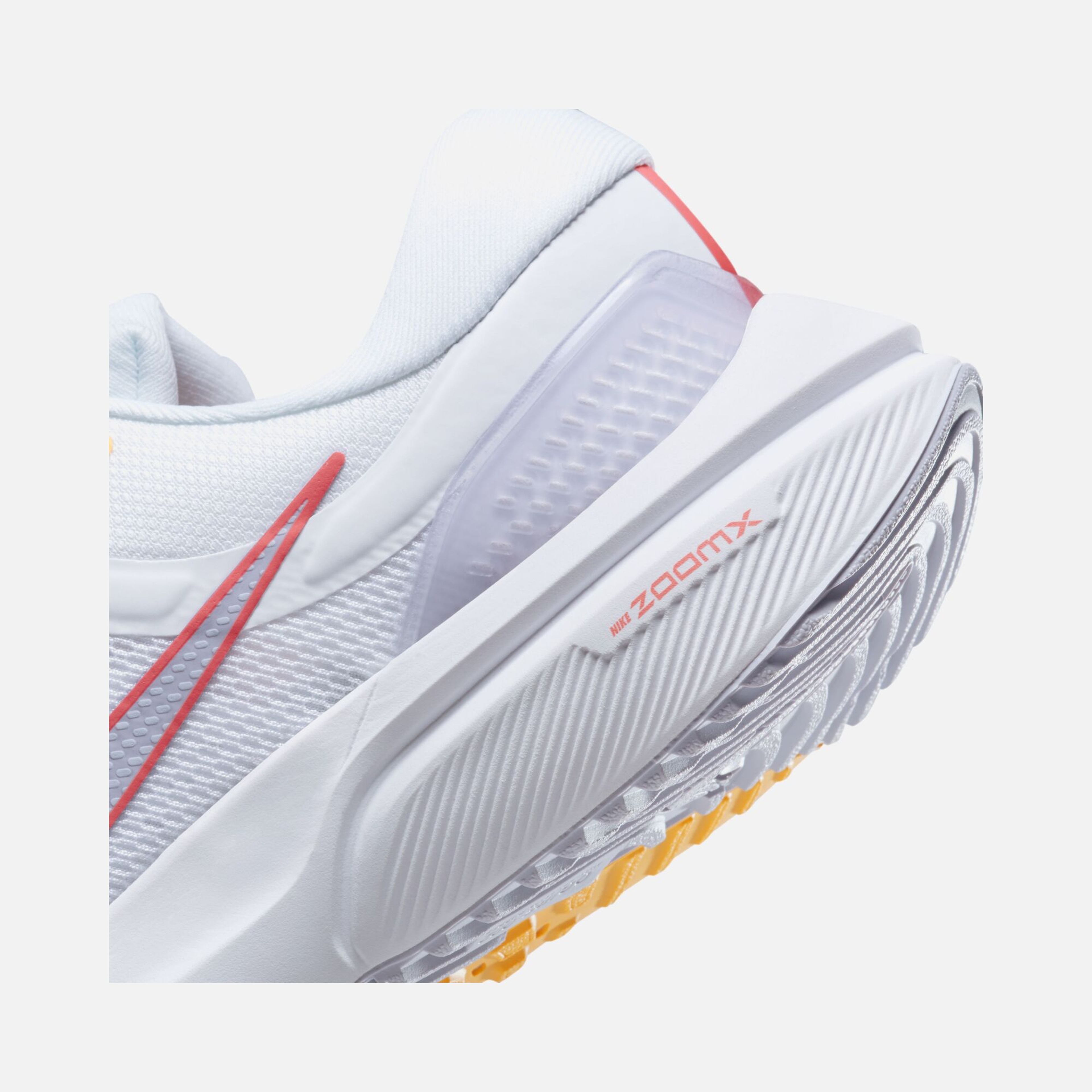 Nike Air Zoom Vomero 16 Road Running Kadın Spor Ayakkabı