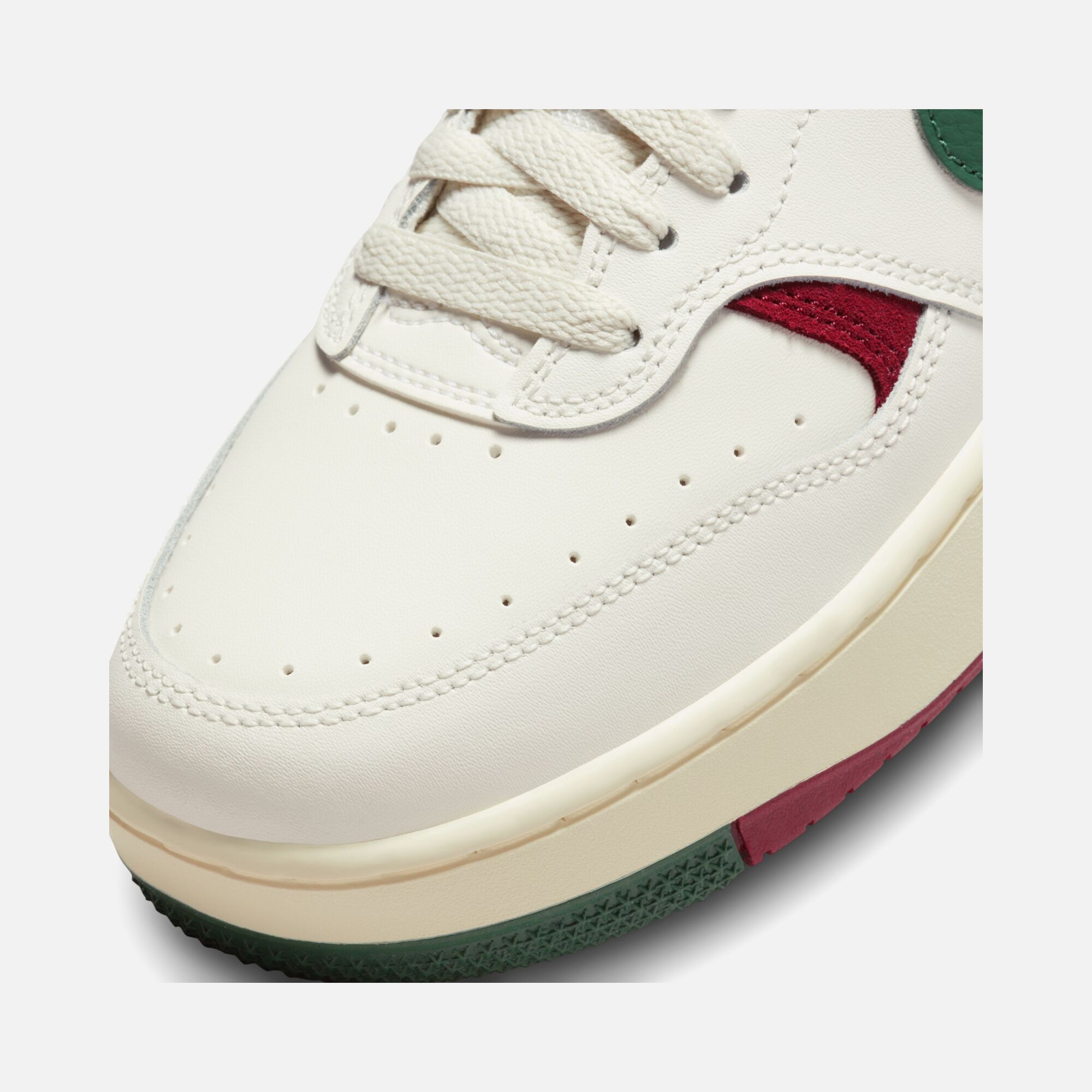 Nike Gamma Force Kadın Spor Ayakkabı